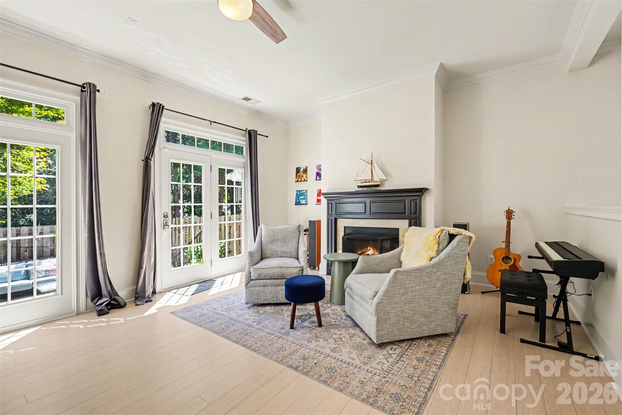 8354 Indigo Row Property Photo 4