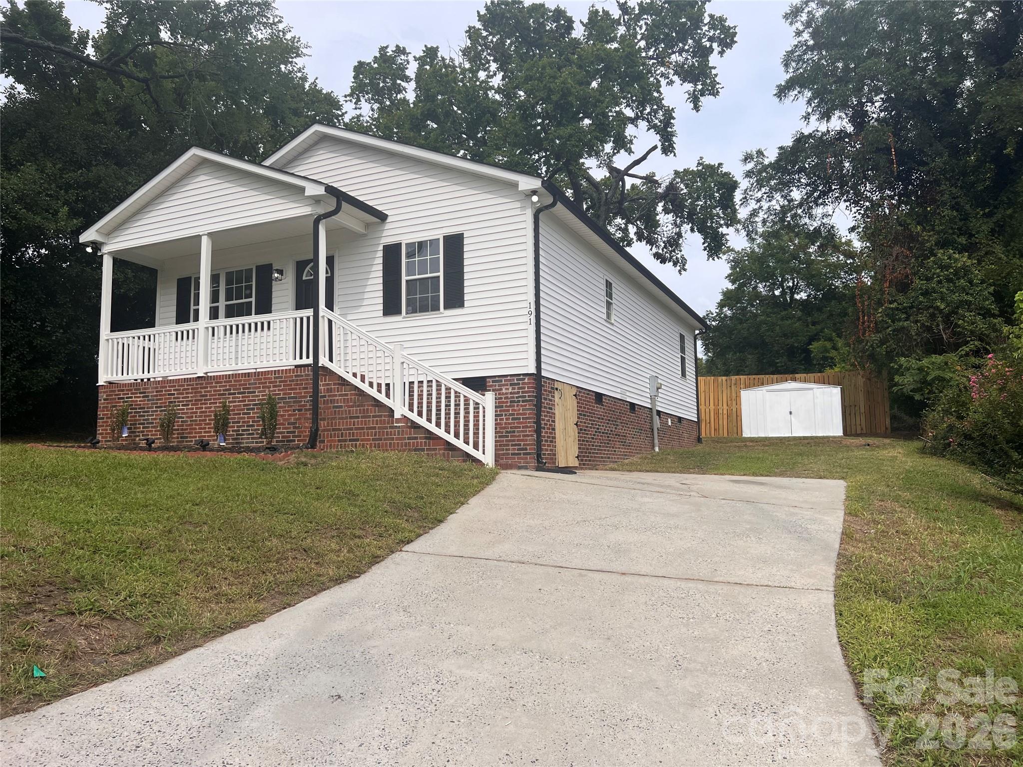 191 Mahan Street Property Photo 4