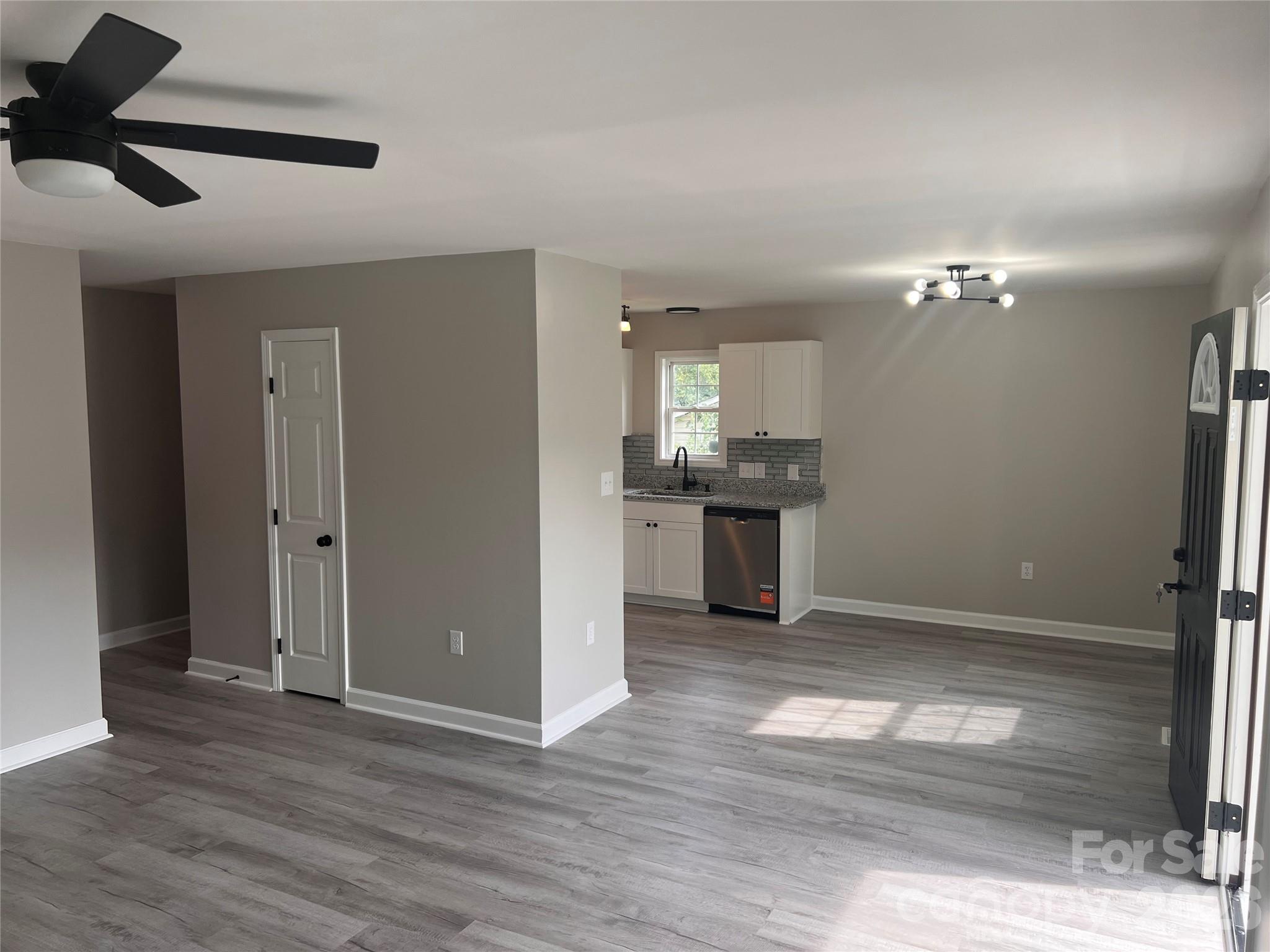 191 Mahan Street Property Photo 6
