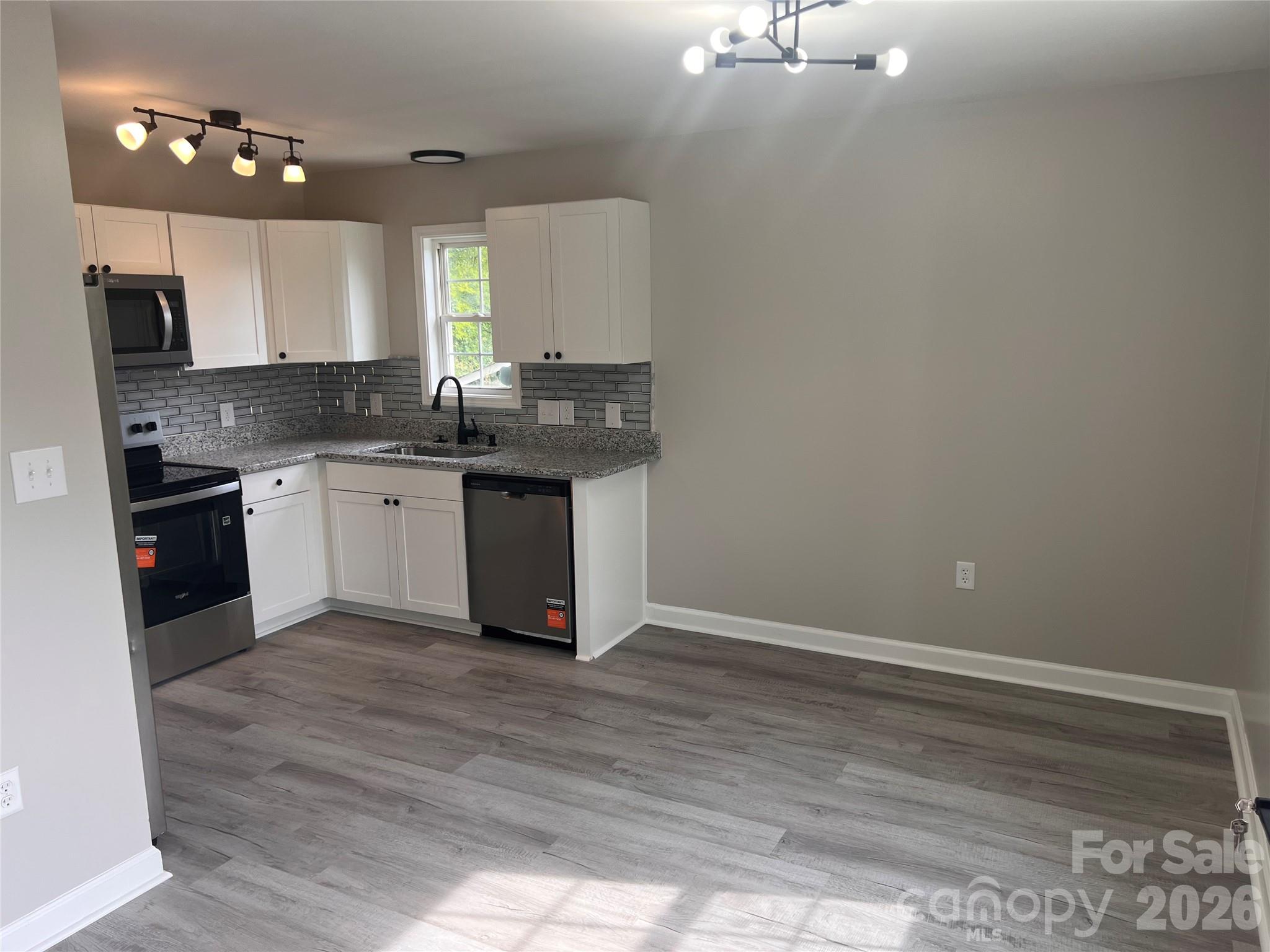 191 Mahan Street Property Photo 7
