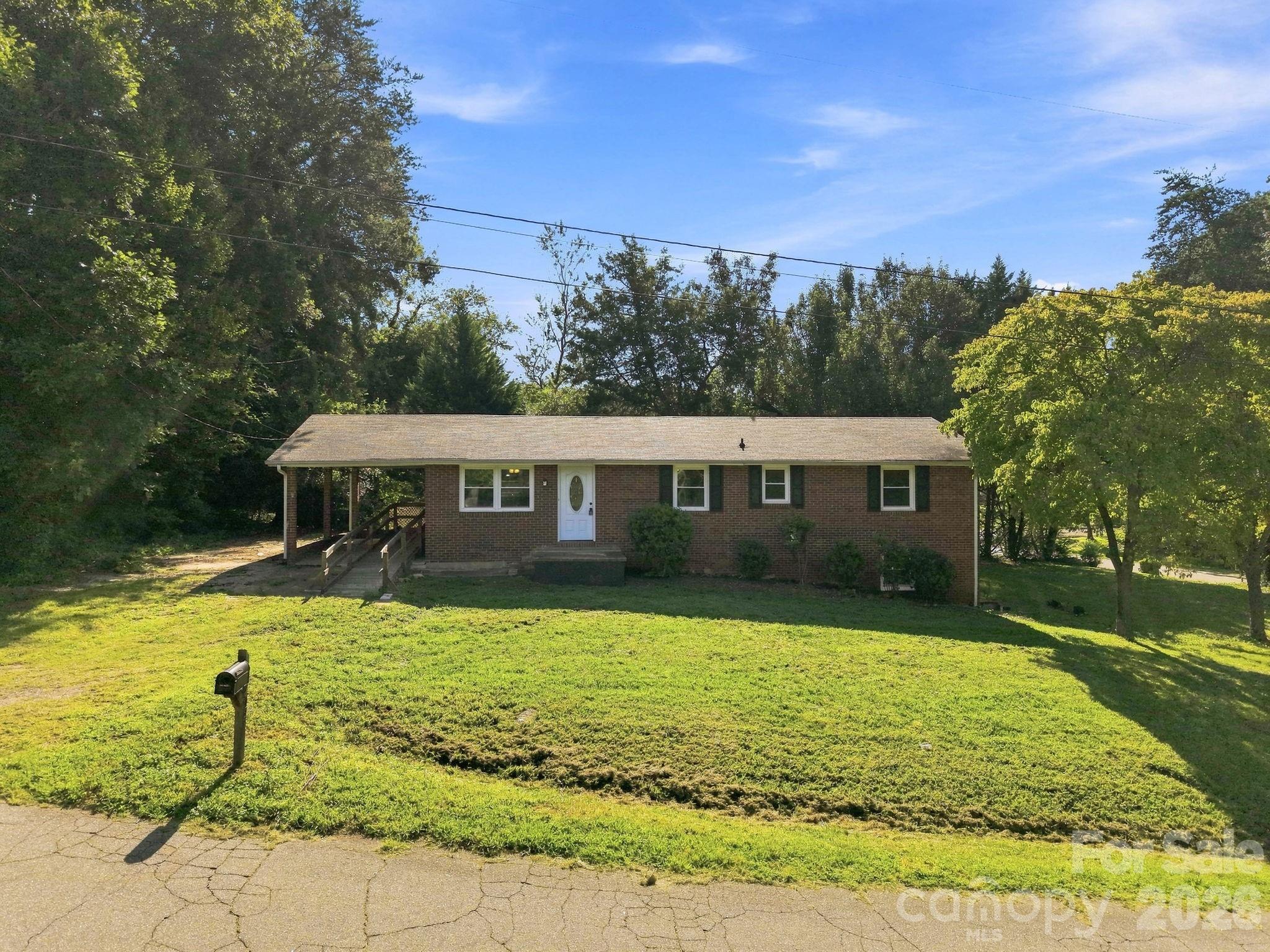 1021 S Caldwell Avenue Property Photo 37