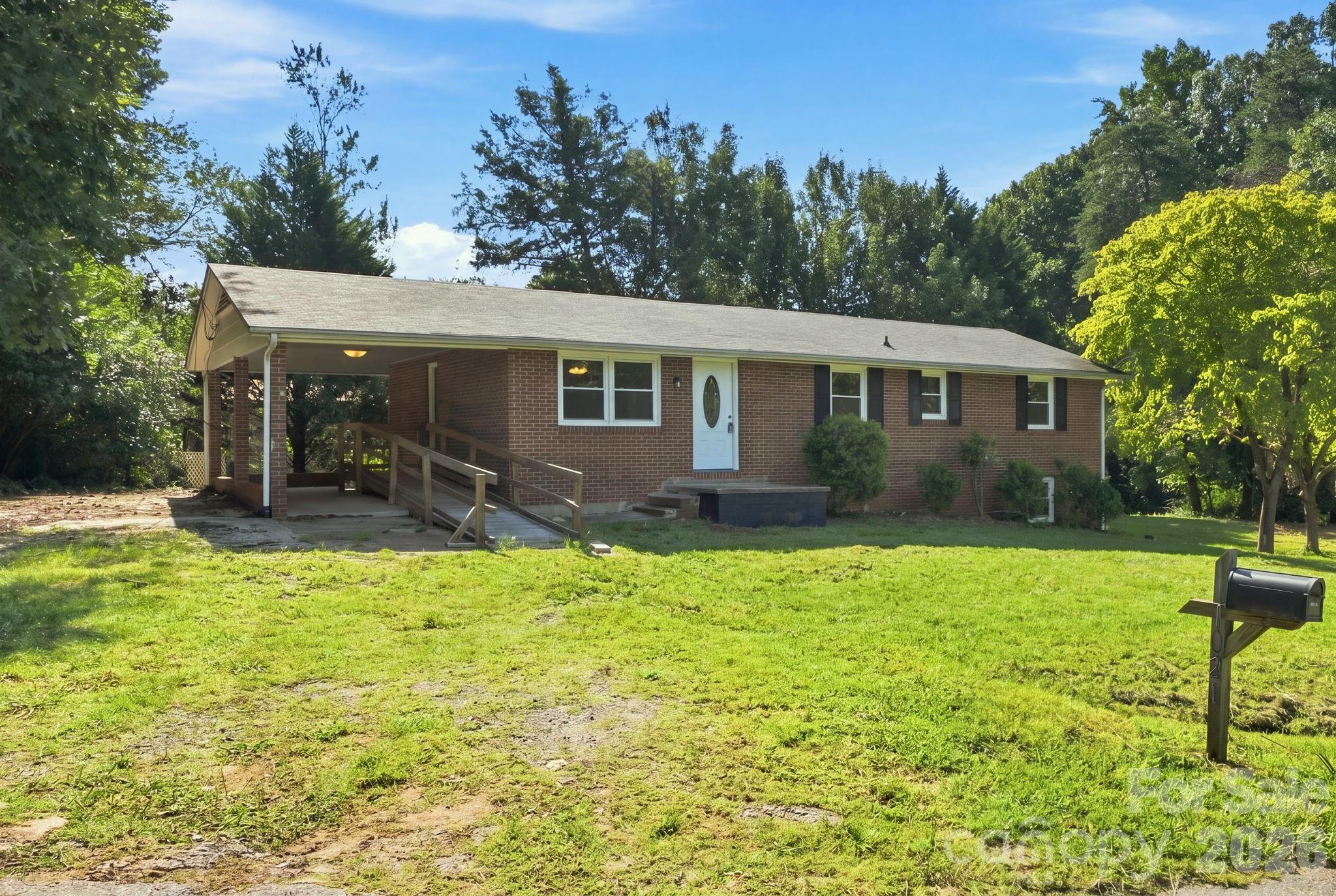 1021 S Caldwell Avenue Property Photo 39