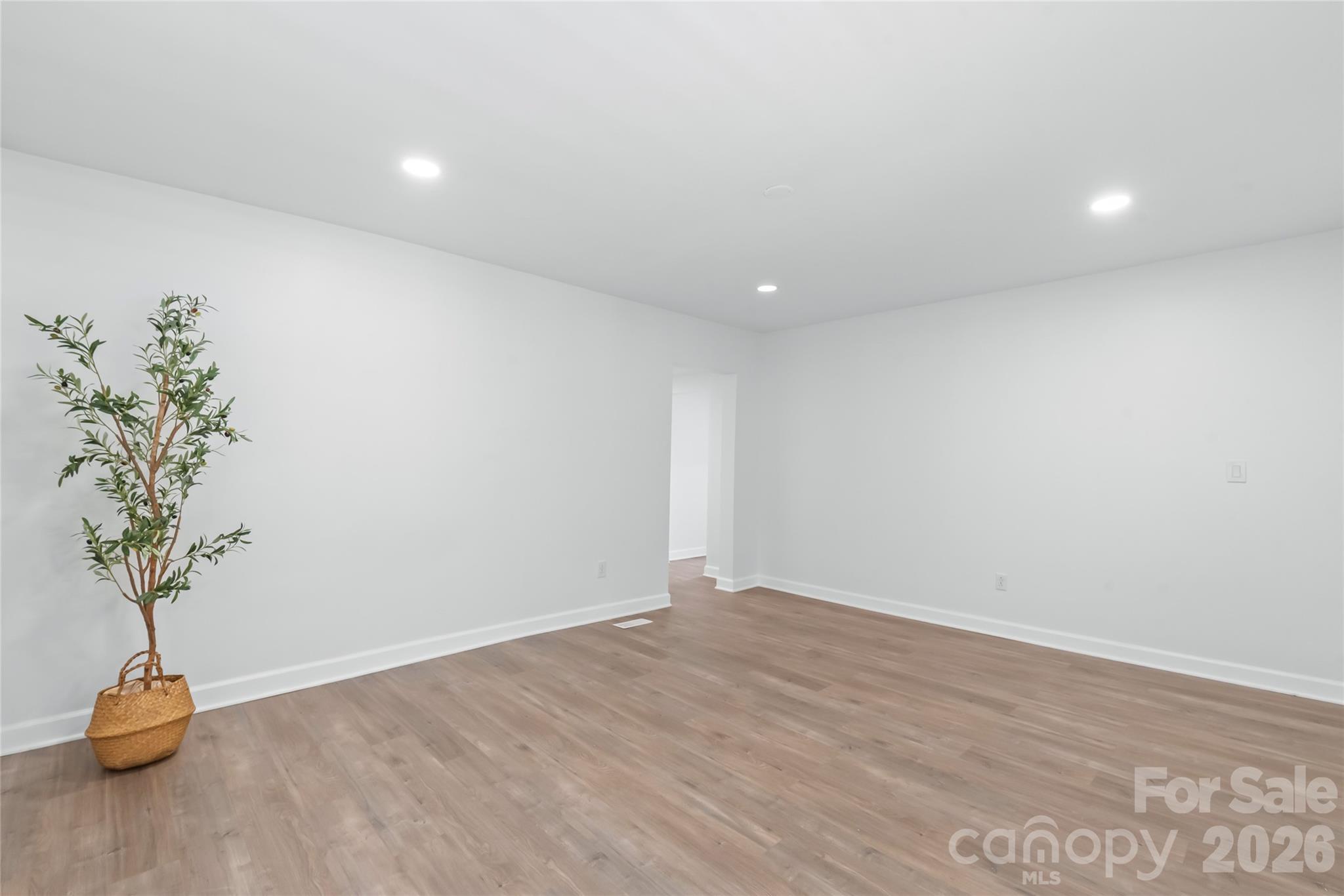 458 Allison Street Property Photo 8