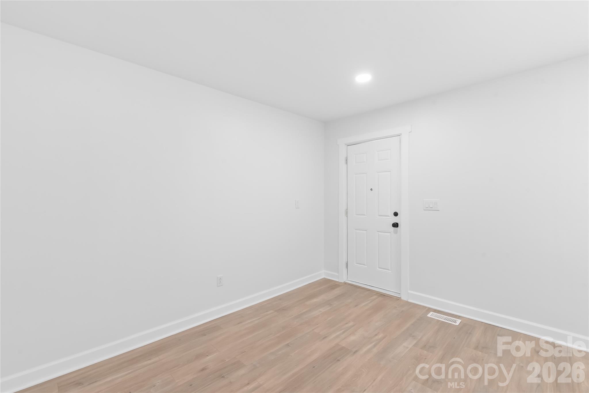458 Allison Street Property Photo 9