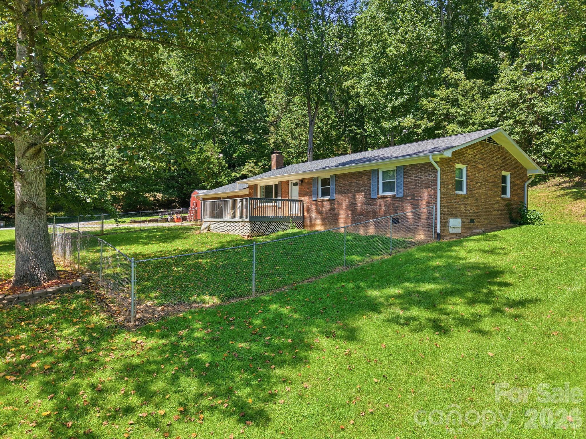 339 Indian Hills Loop 16 Property Photo 24