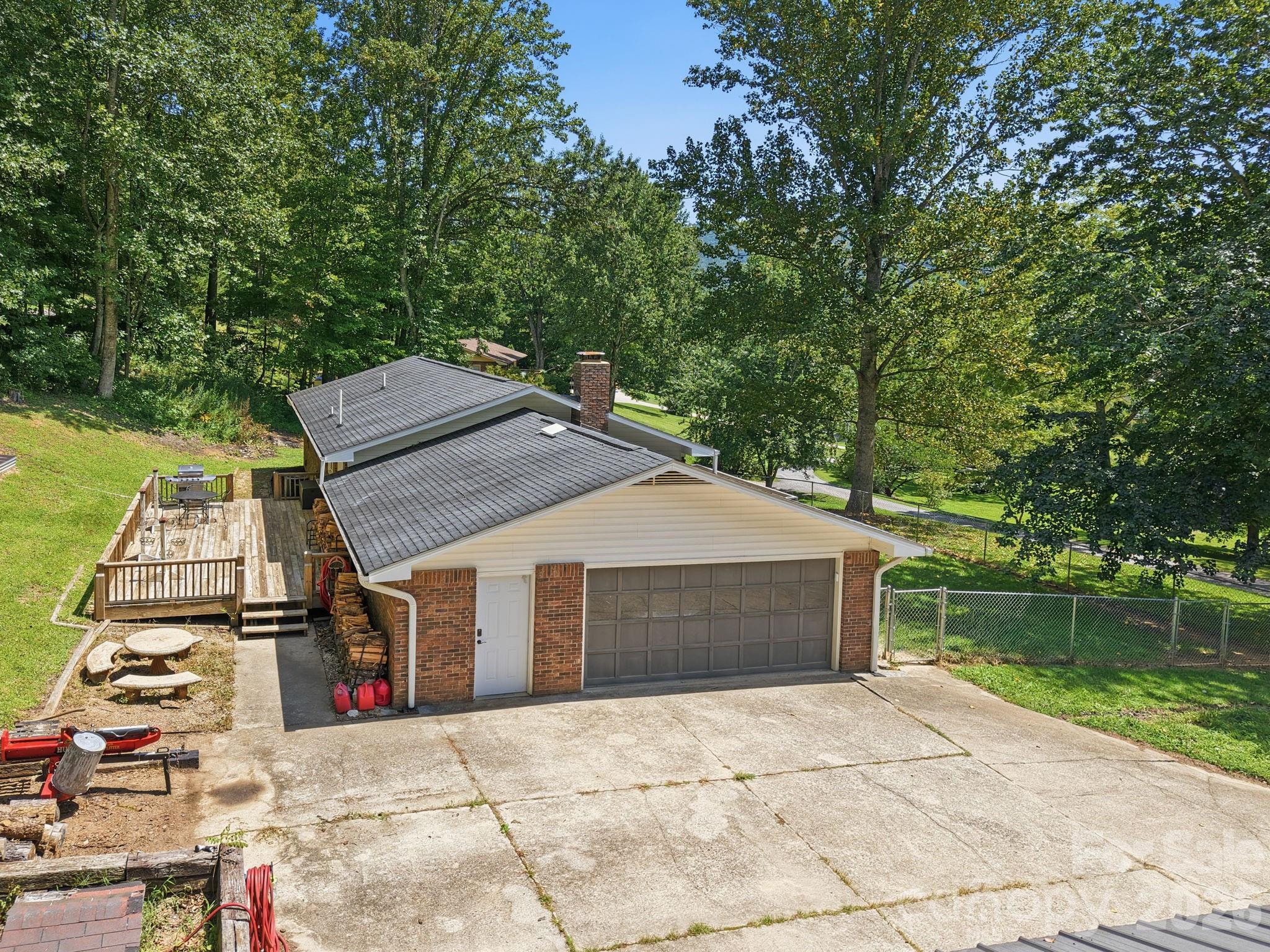 339 Indian Hills Loop 16 Property Photo 27