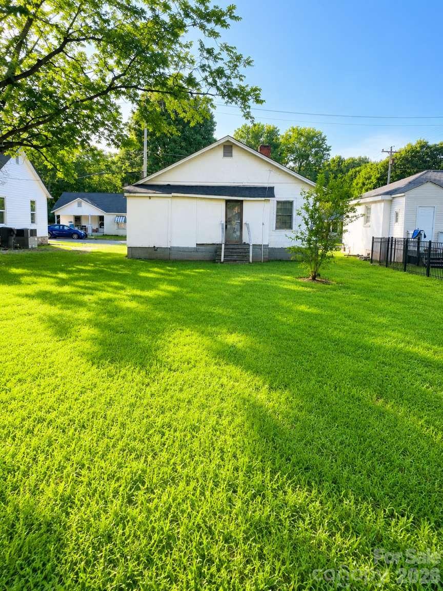 740 Cauthen Street Property Photo 2