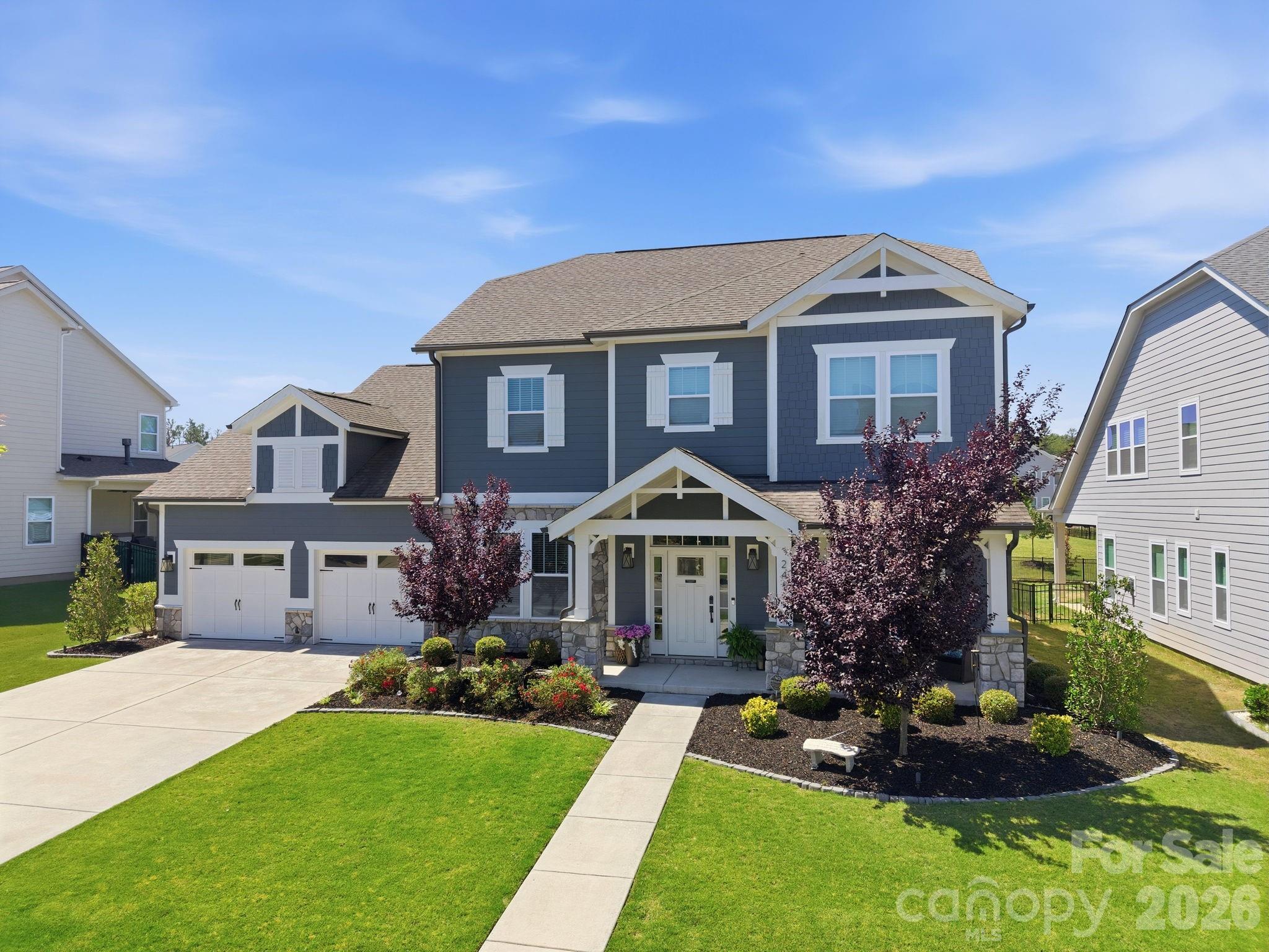 2419 Paddlers Cove Drive Property Photo 1