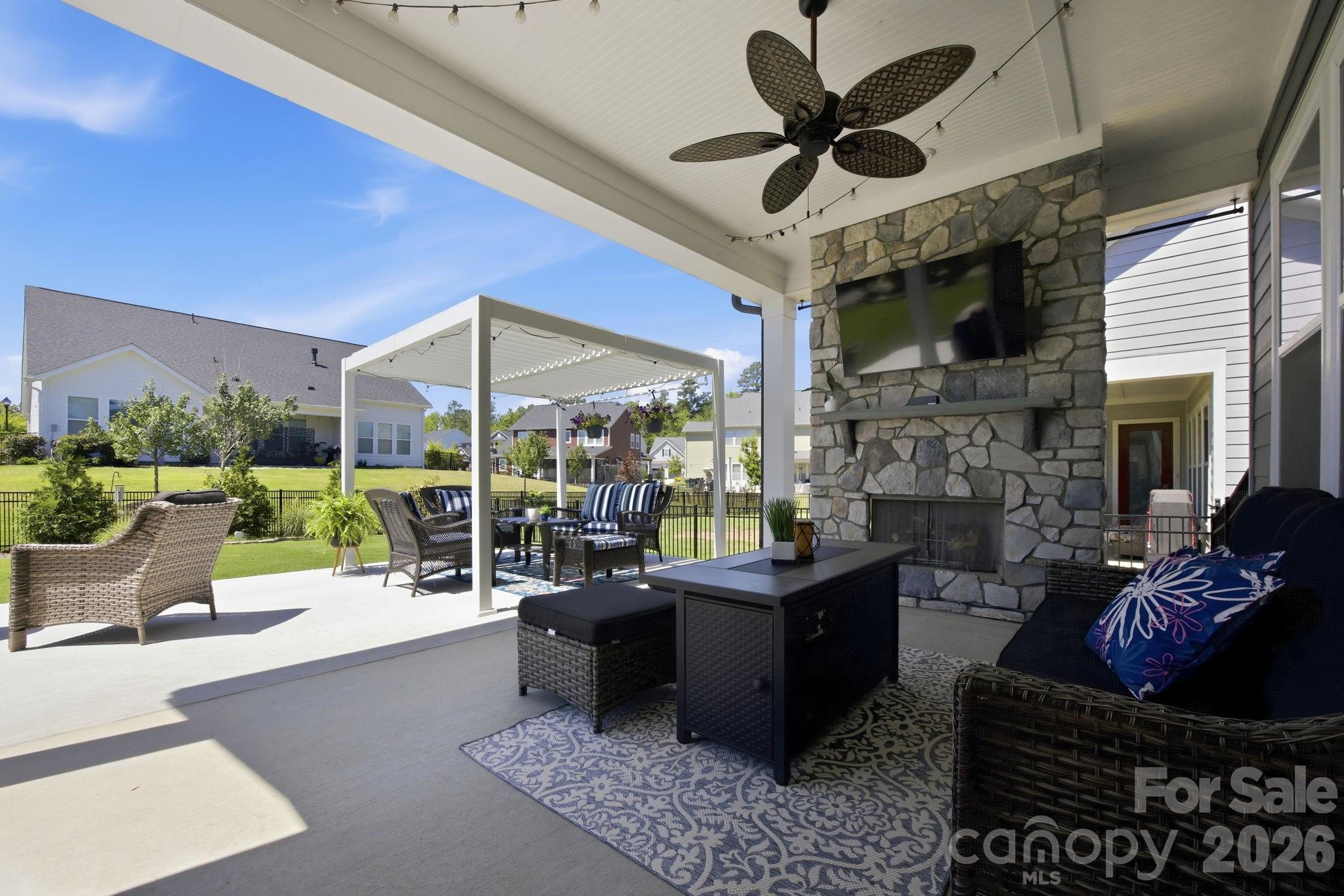 2419 Paddlers Cove Drive Property Photo 42