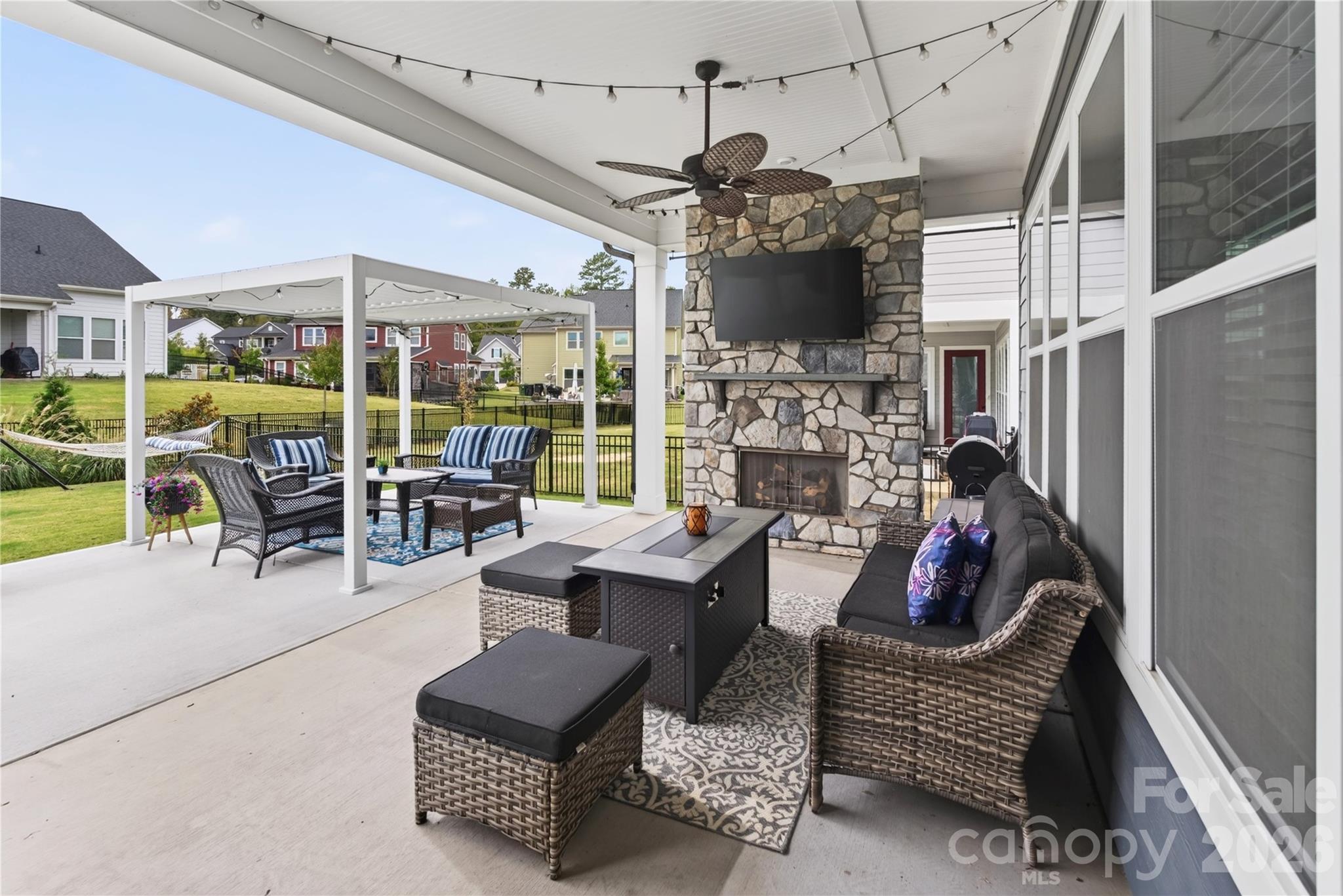 2419 Paddlers Cove Drive Property Photo 47