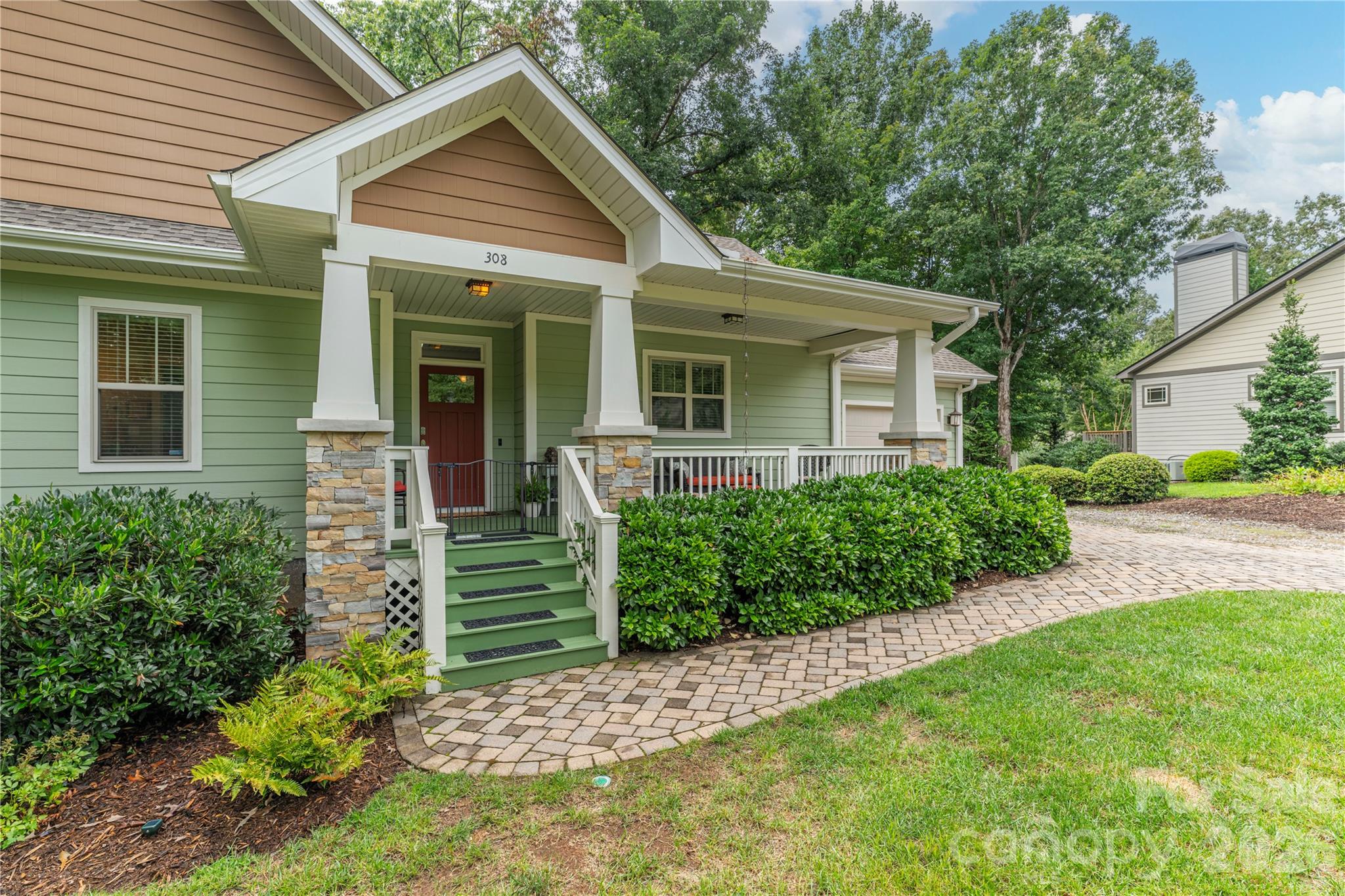 308 Fennel Dun Circle Property Photo 2