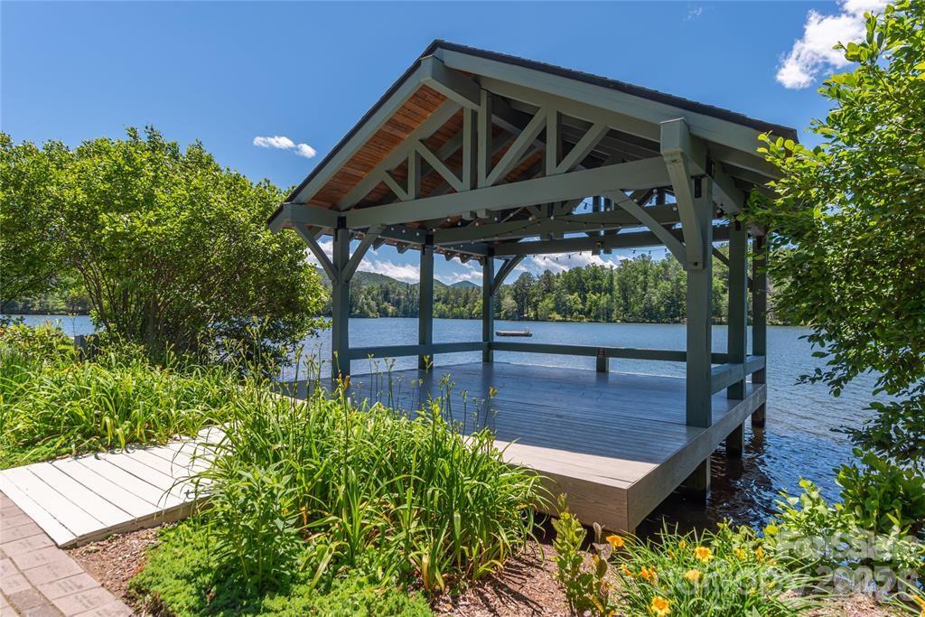 308 Fennel Dun Circle Property Photo 28