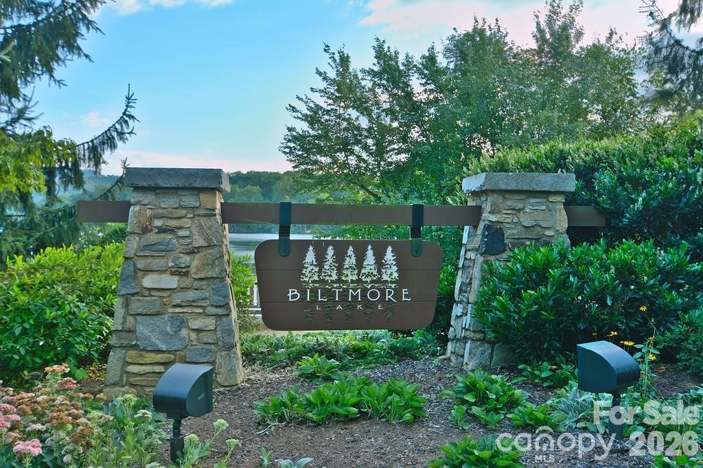308 Fennel Dun Circle Property Photo 32