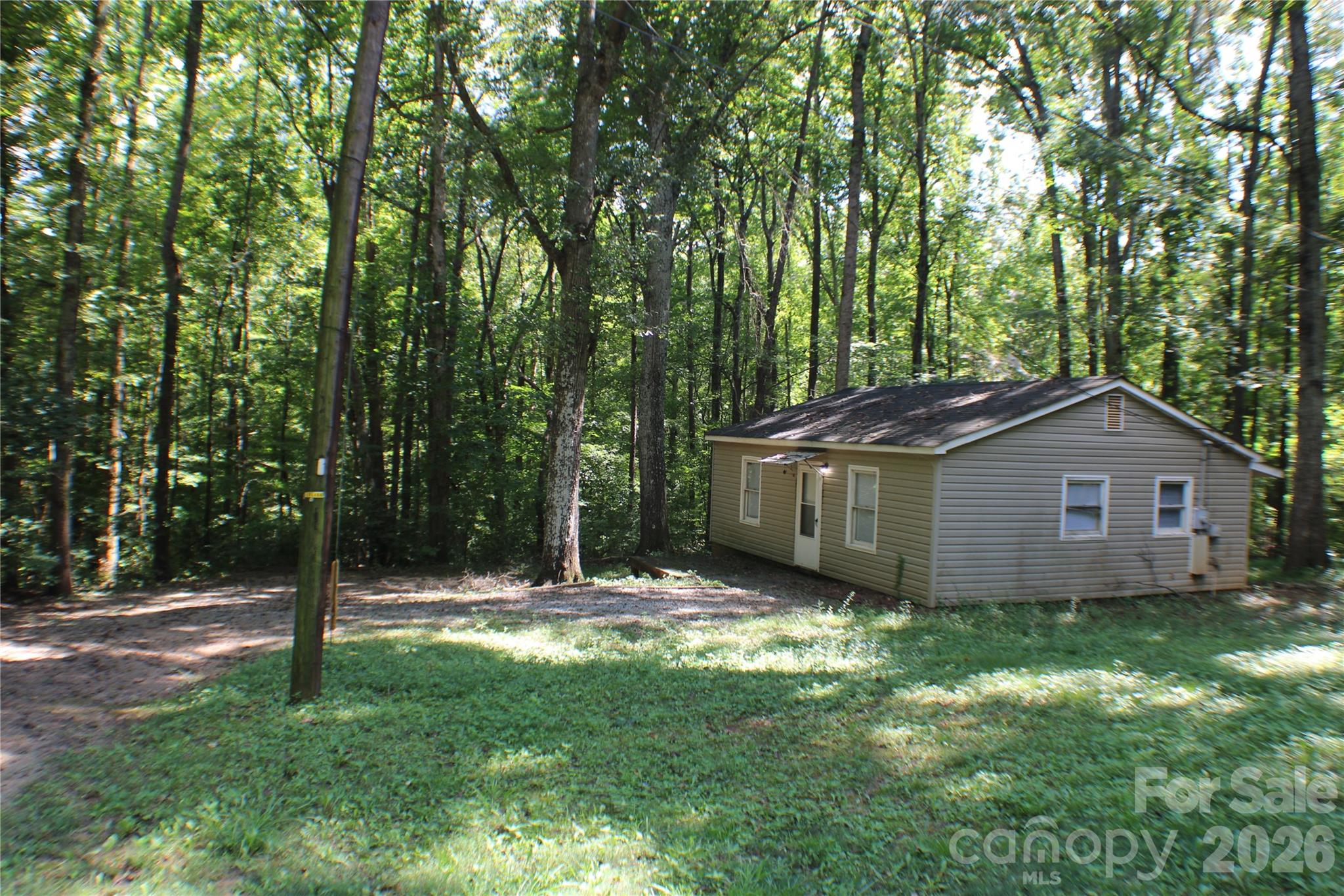6804 Glover Lane Property Photo 11