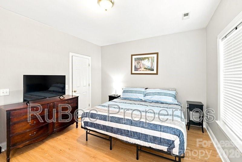 21136 Kimbrough Lane Property Photo 5