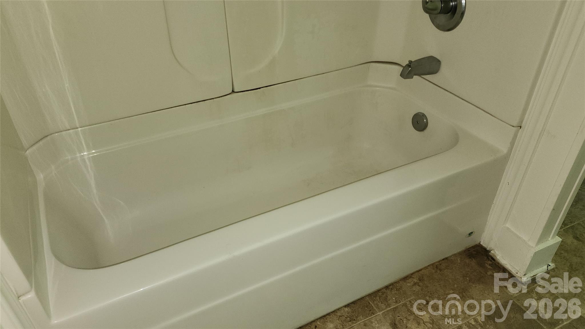844 Connahetta Street Property Photo 16