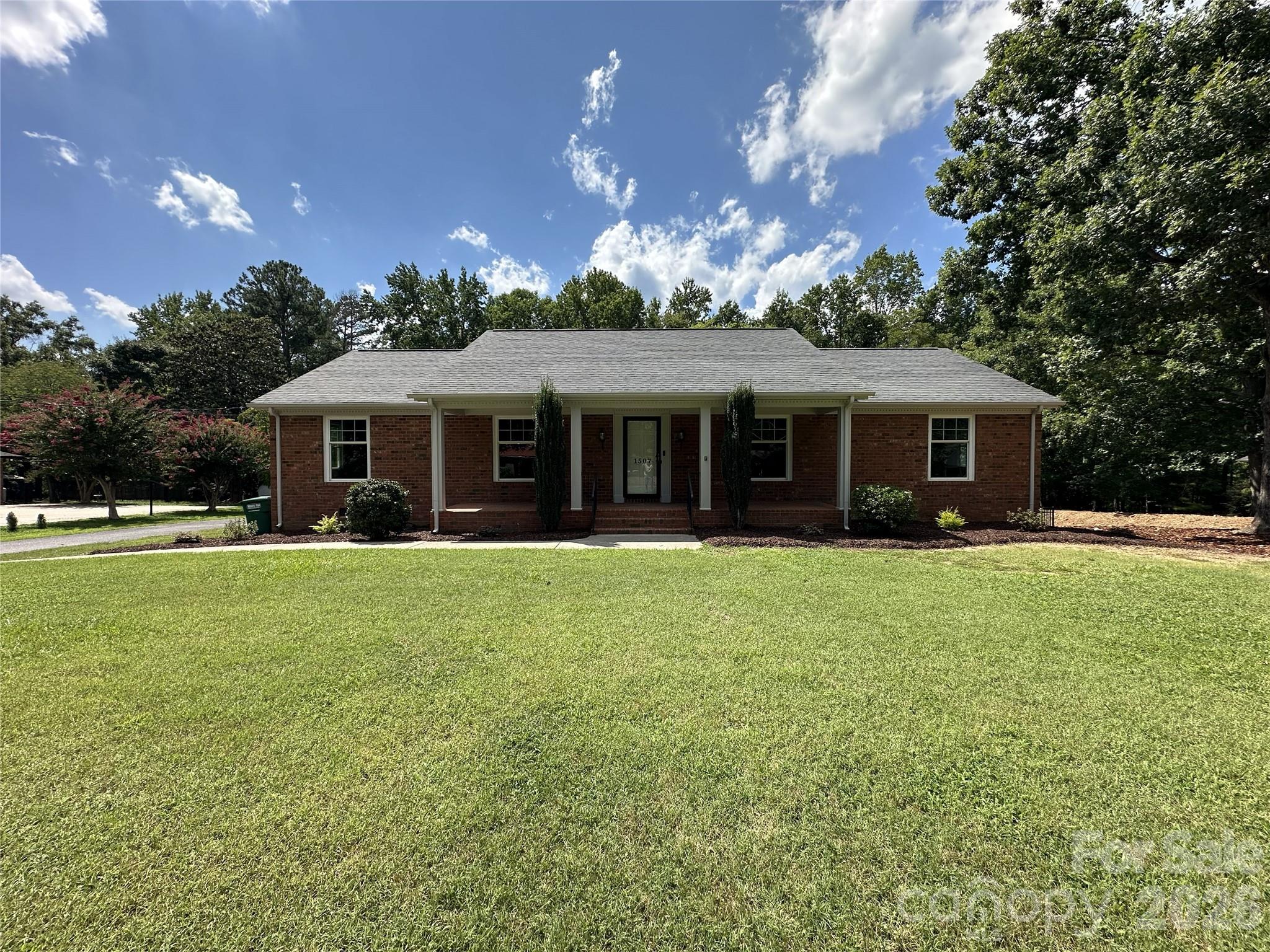 1507 Hyman Drive Property Photo 1