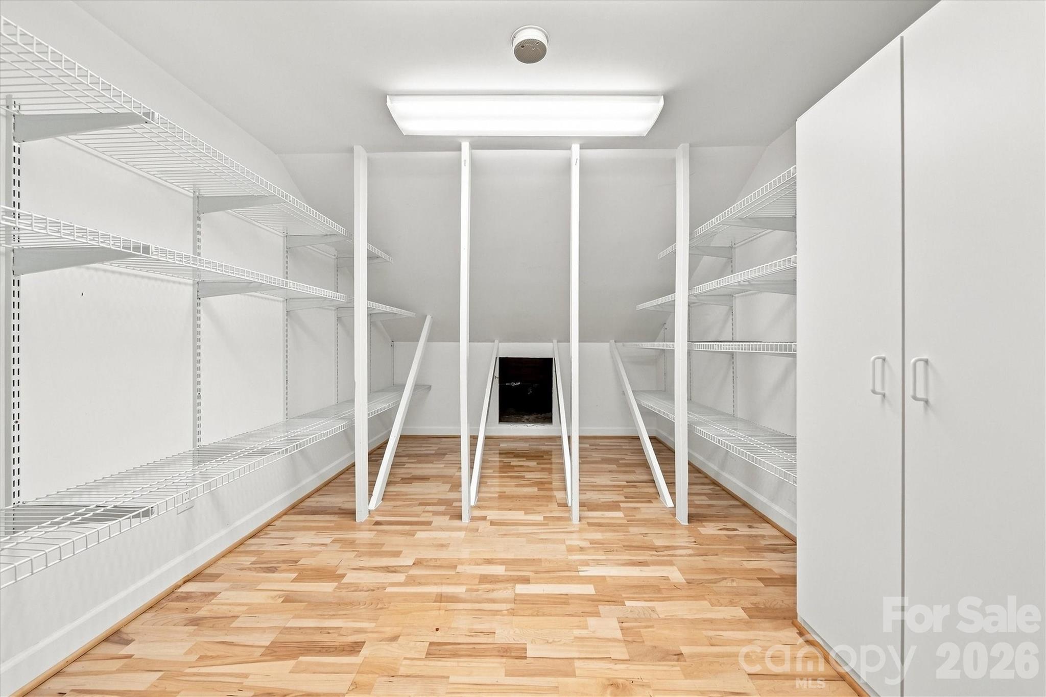 3823 Rock Bridge Drive Property Photo 45