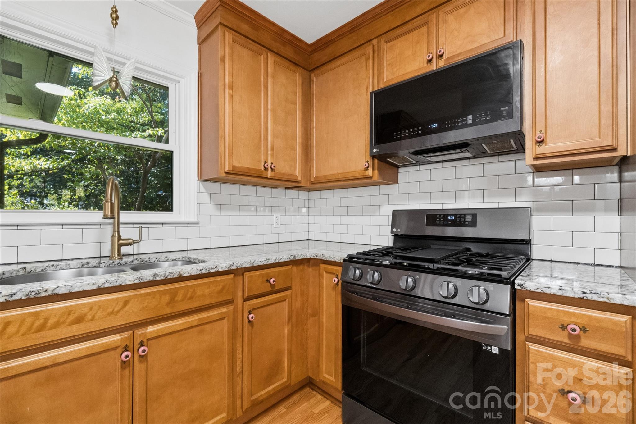 4200 Murrayhill Road Property Photo 10
