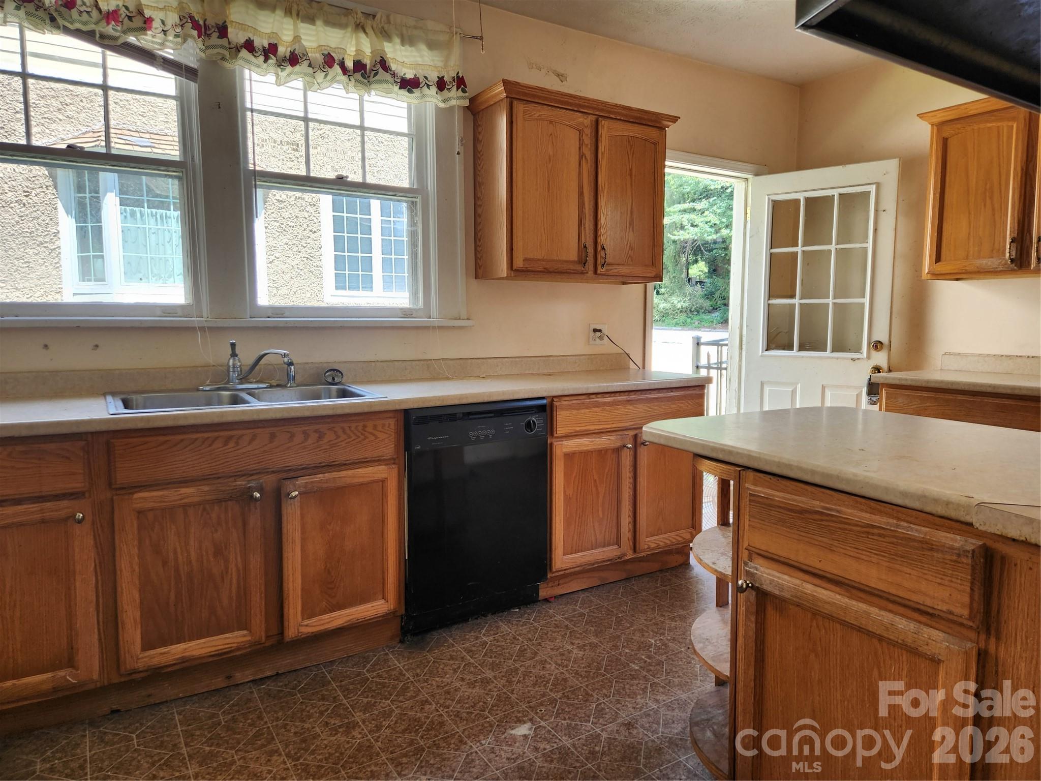 63 Westover Drive Property Photo 9