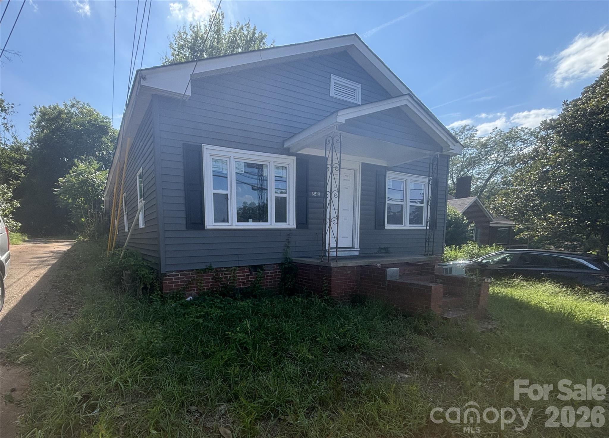 543 Salisbury Street Property Photo 1