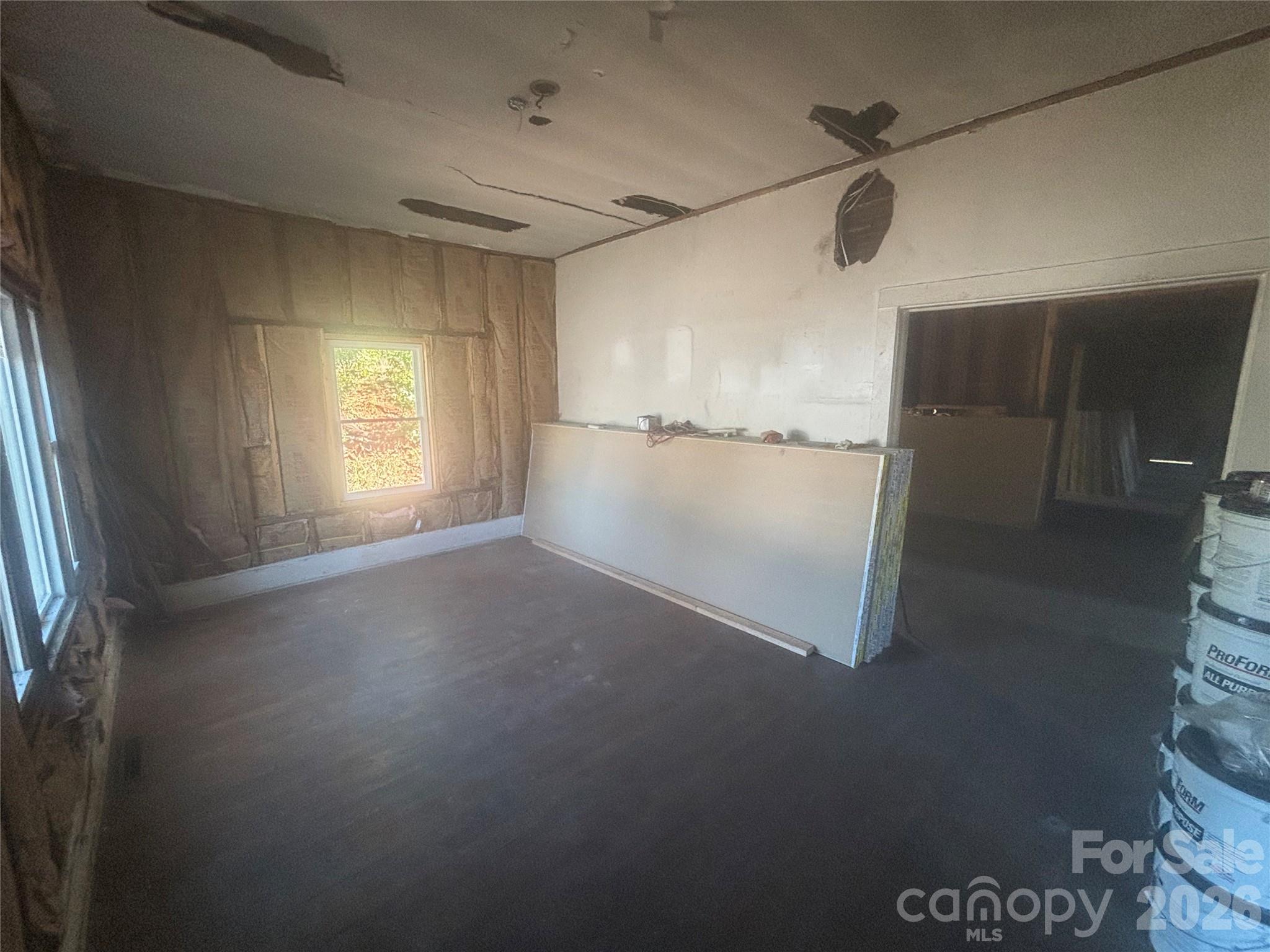543 Salisbury Street Property Photo 3