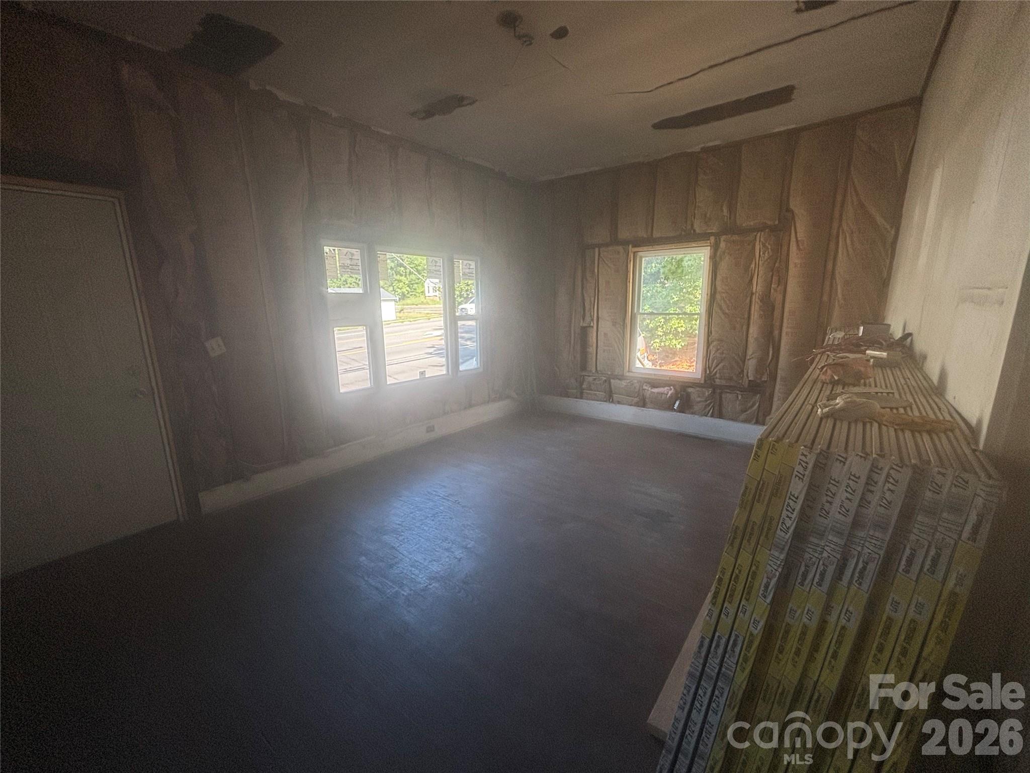 543 Salisbury Street Property Photo 4