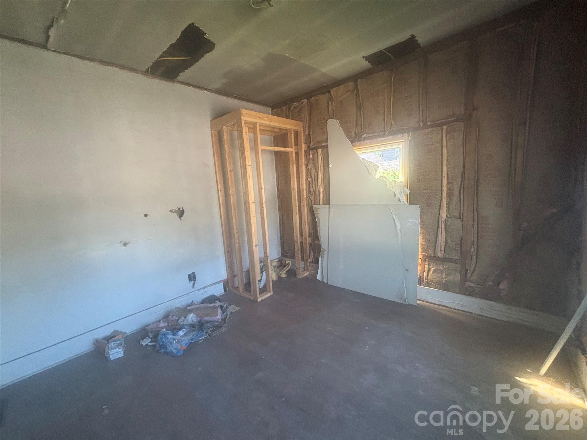 543 Salisbury Street Property Photo 6