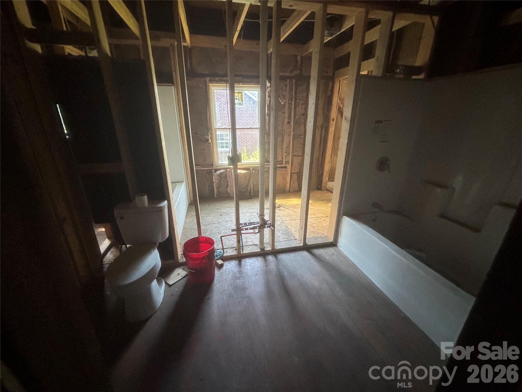 543 Salisbury Street Property Photo 22