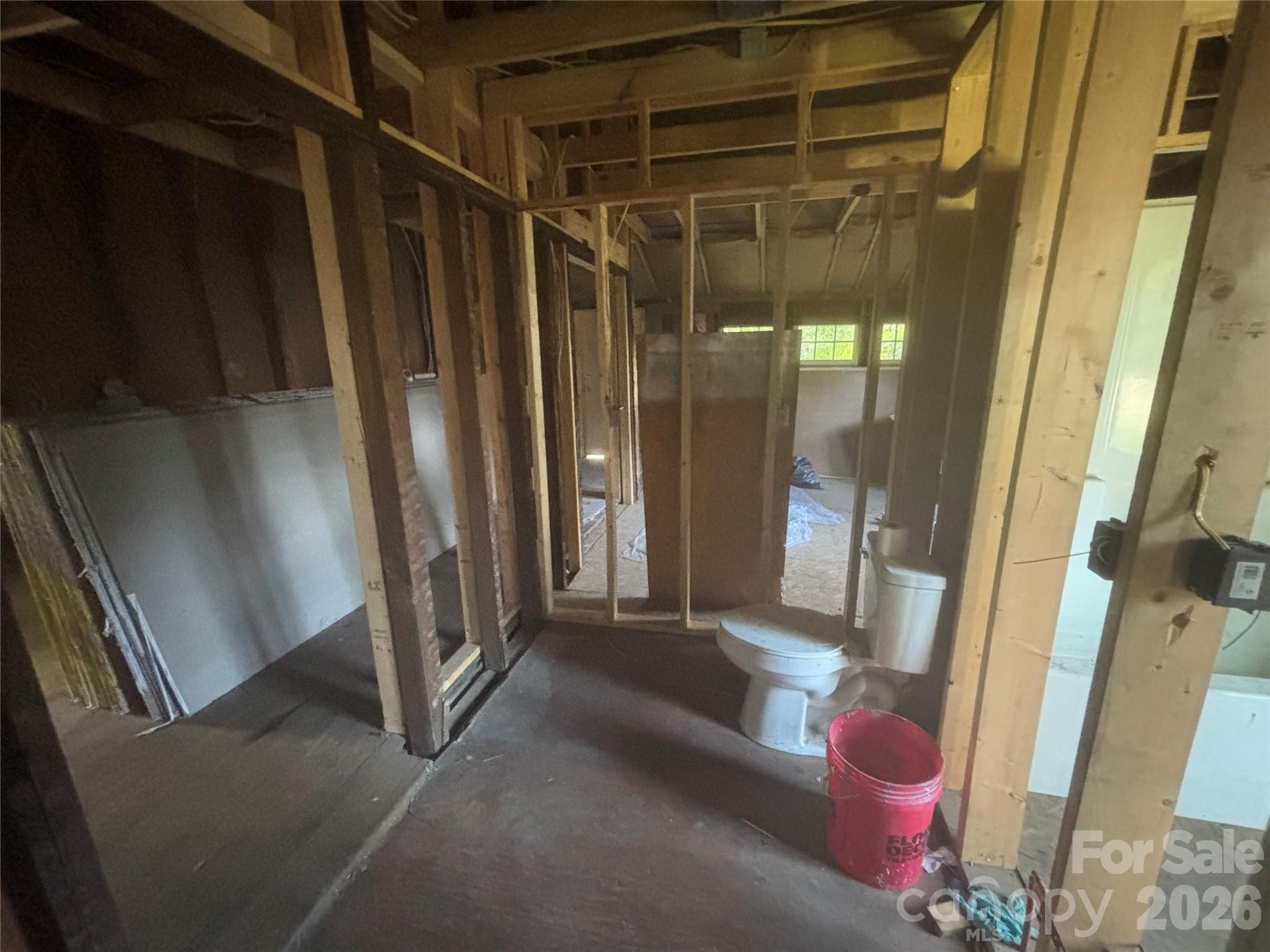 543 Salisbury Street Property Photo 24