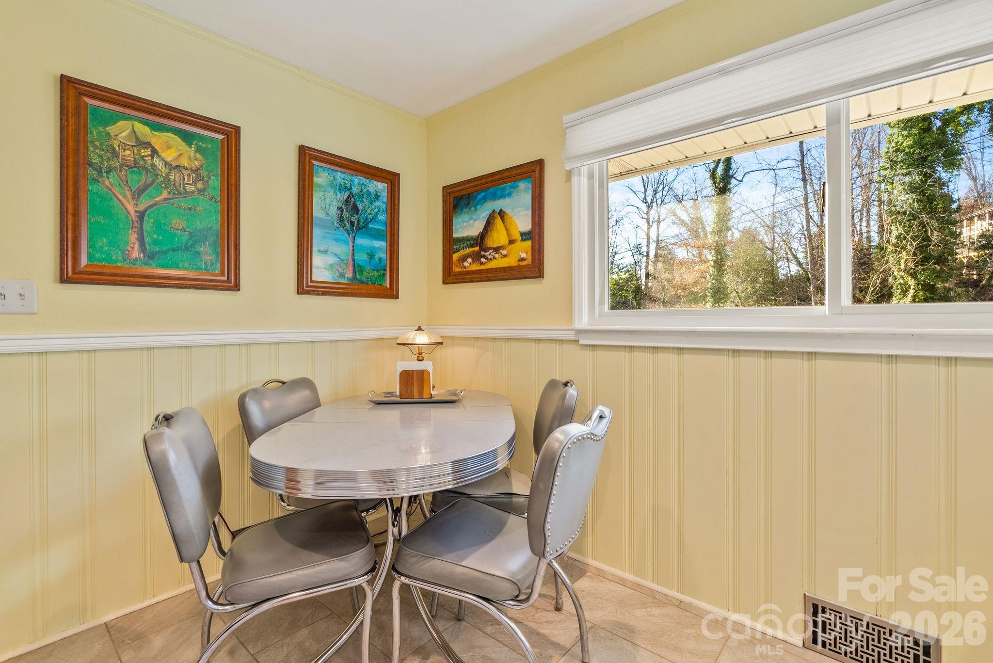 2 Bevlyn Drive Property Photo 15