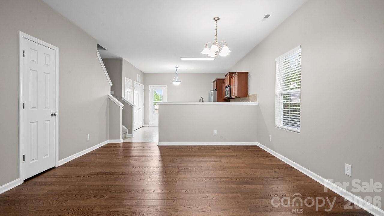 5310 Elessar Place Property Photo 7
