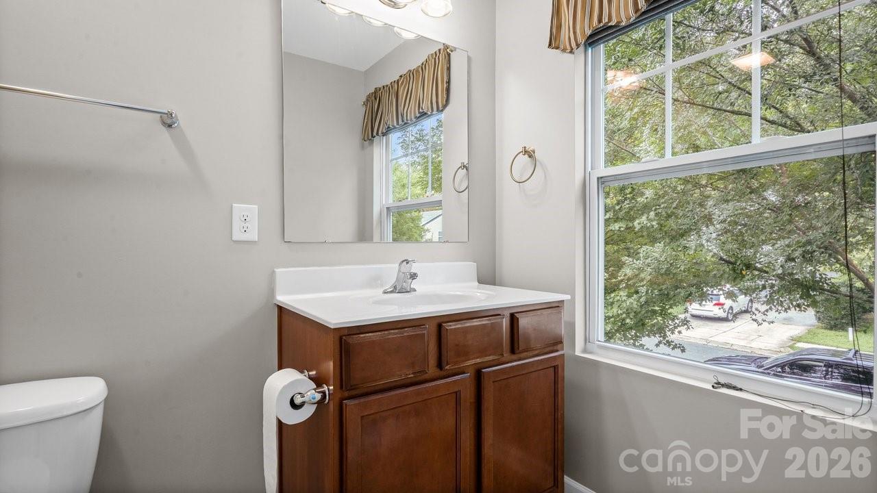 5310 Elessar Place Property Photo 24