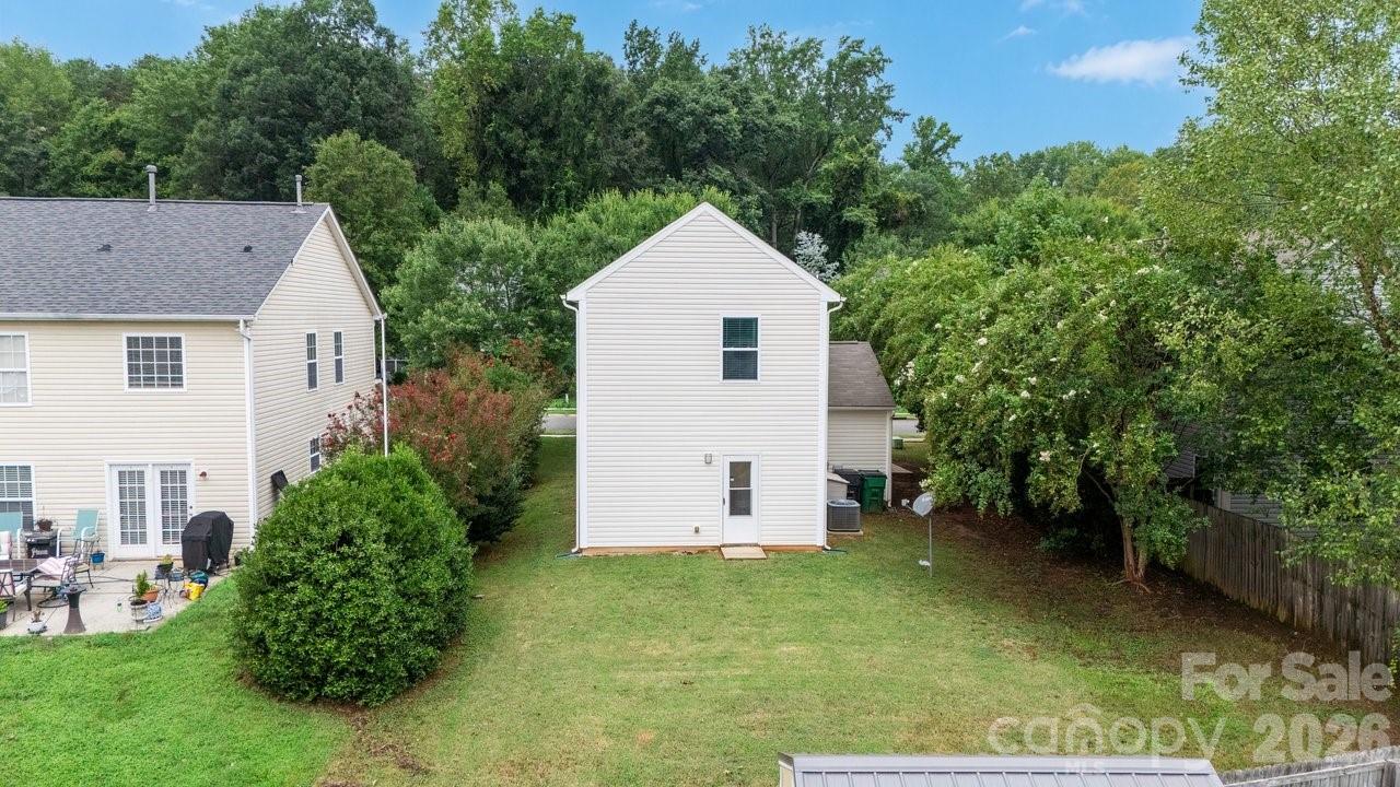 5310 Elessar Place Property Photo 37