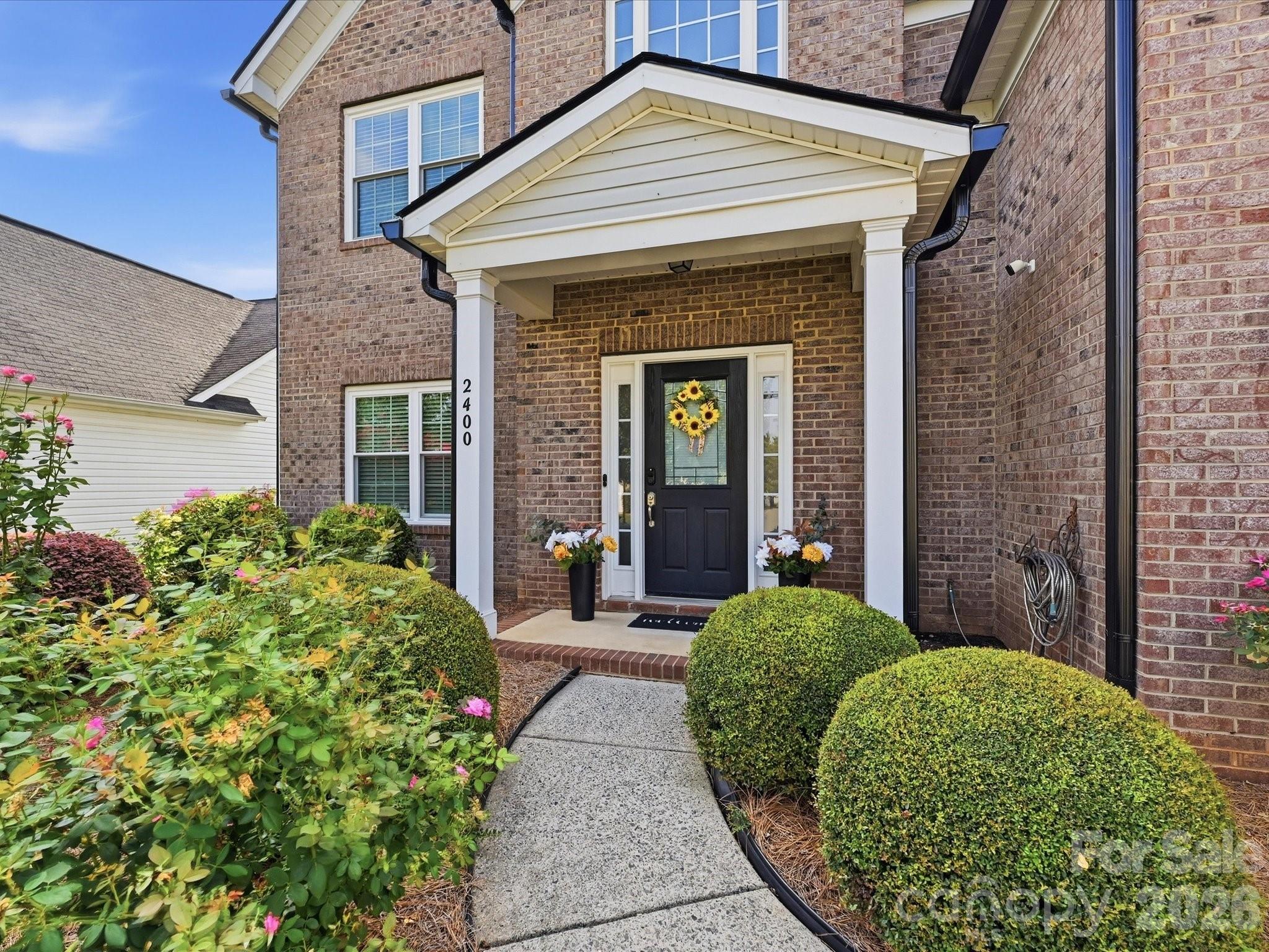 2400 Sierra Chase Drive Property Photo 2