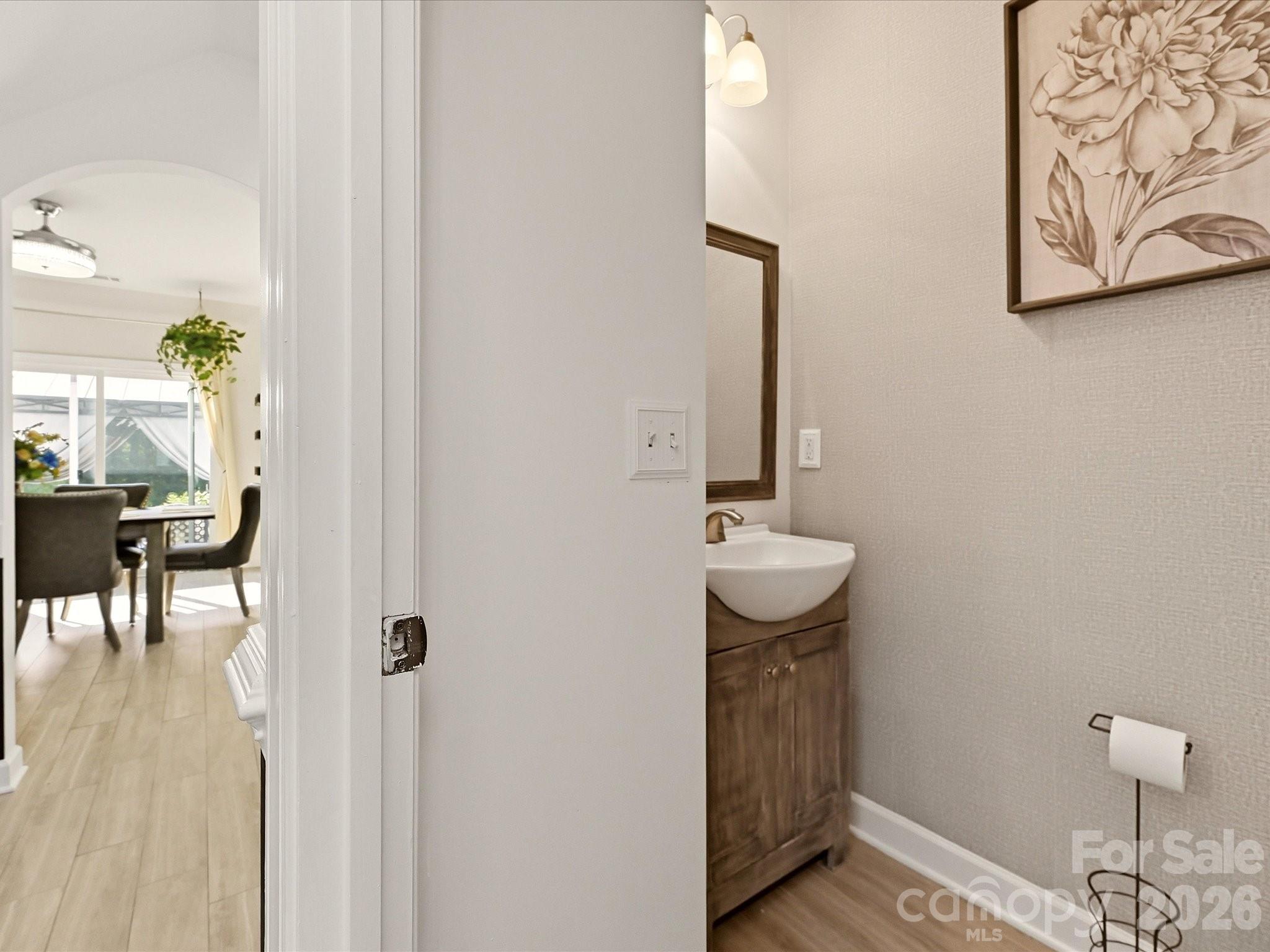 2400 Sierra Chase Drive Property Photo 15