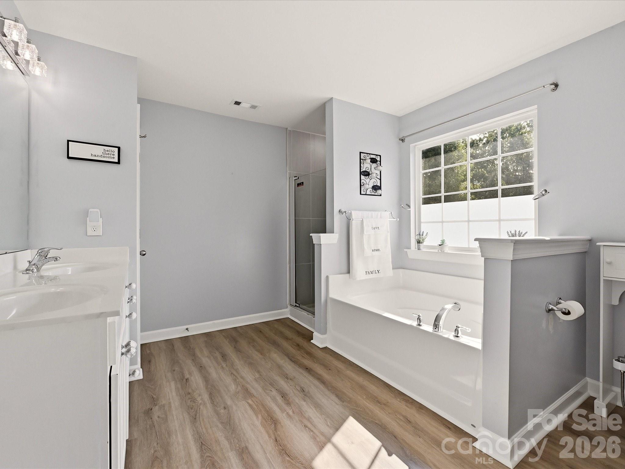 2400 Sierra Chase Drive Property Photo 19