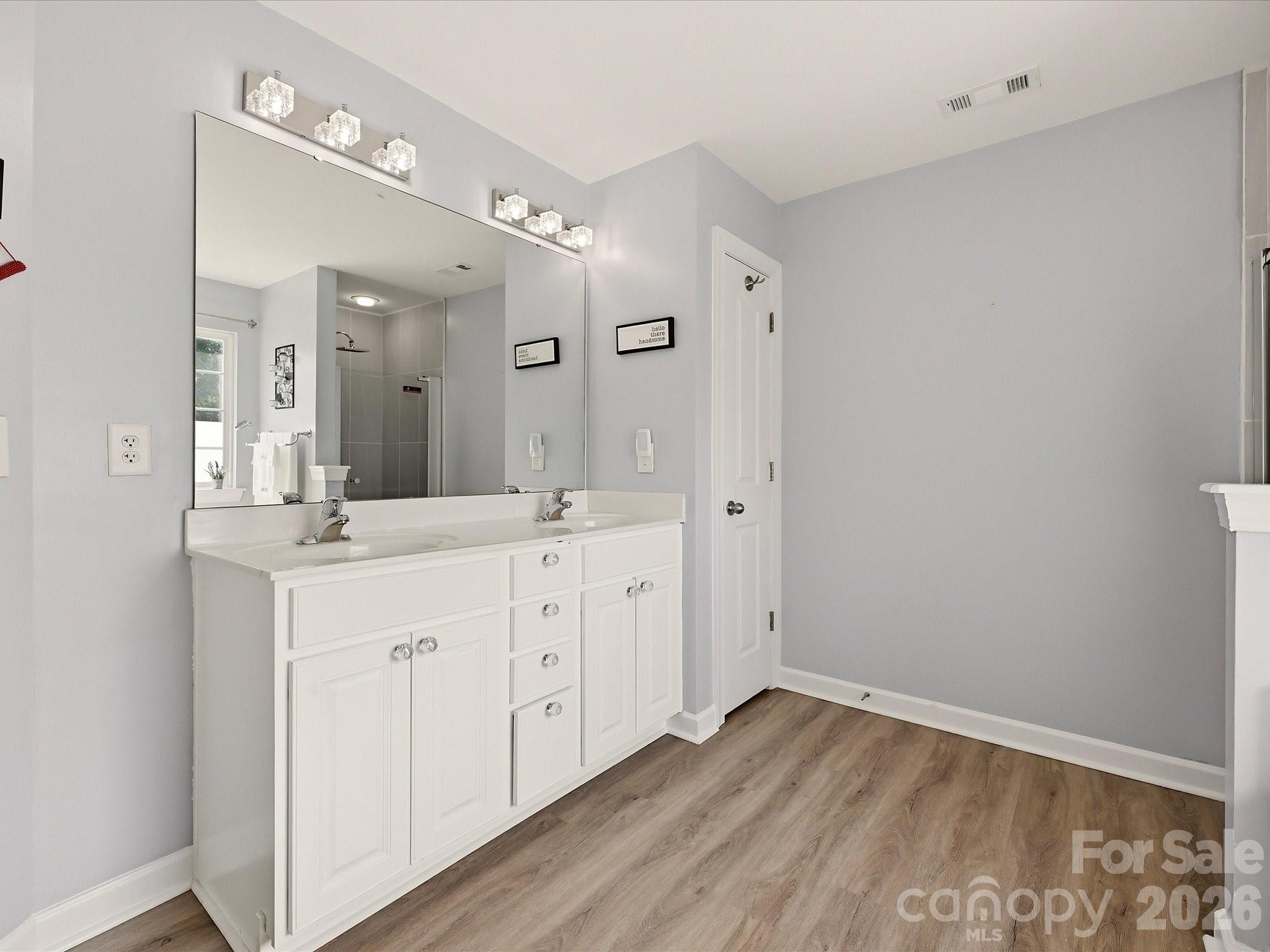 2400 Sierra Chase Drive Property Photo 20