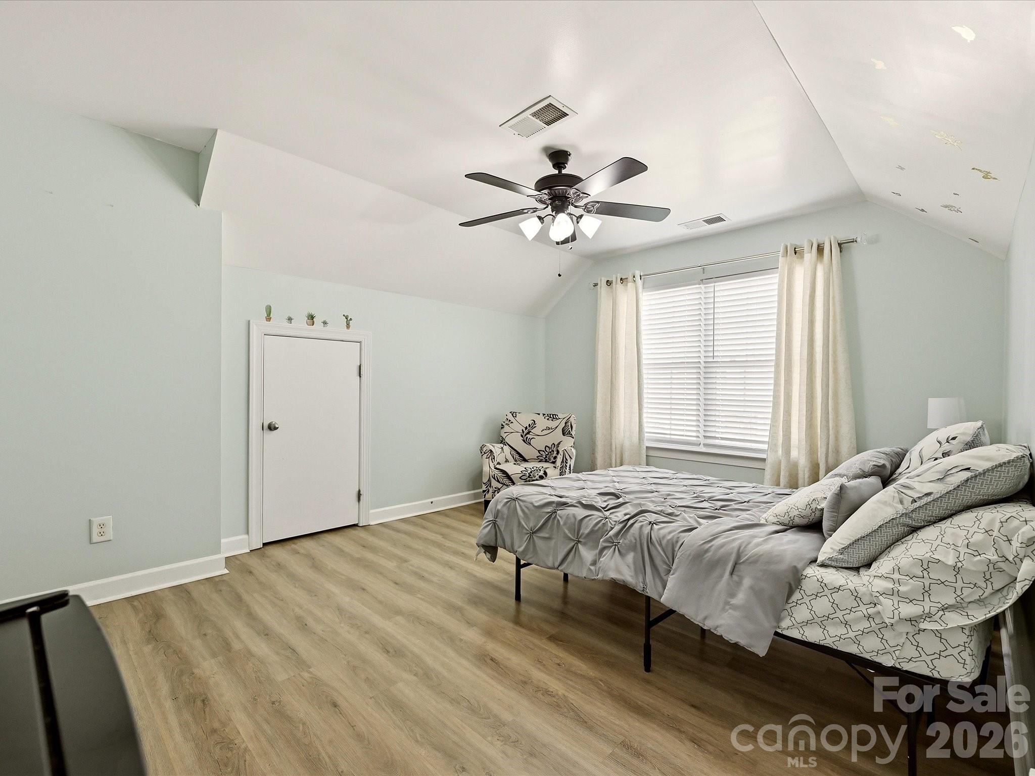 2400 Sierra Chase Drive Property Photo 22