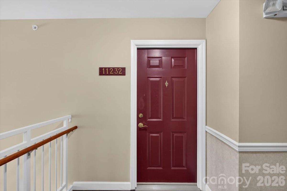11232 Hyde Pointe Court Property Photo 2