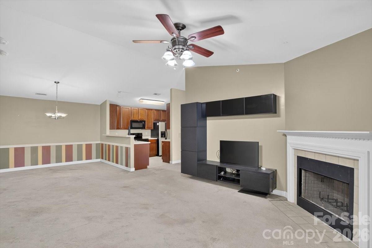 11232 Hyde Pointe Court Property Photo 9