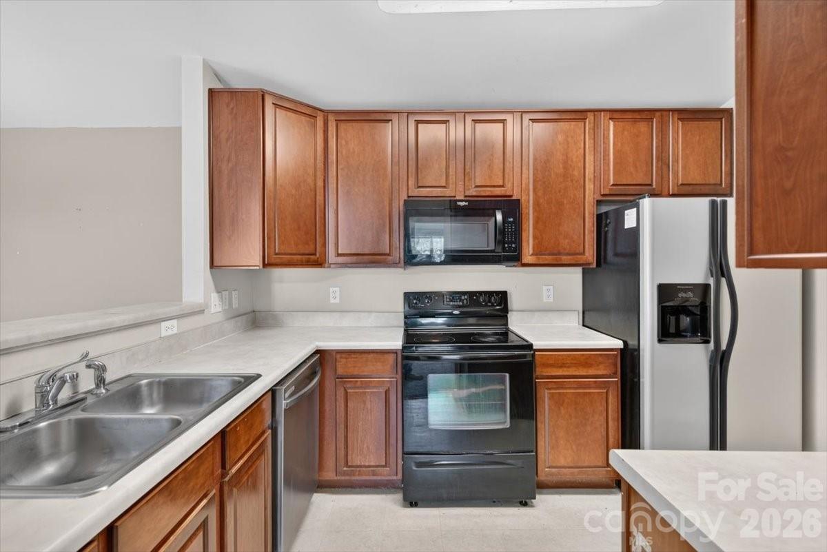 11232 Hyde Pointe Court Property Photo 13