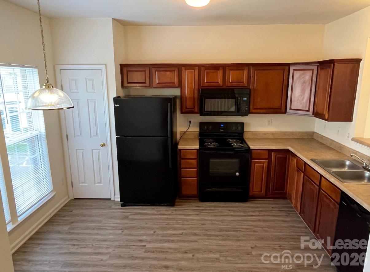 12003 Duke Lancaster Drive Property Photo 15
