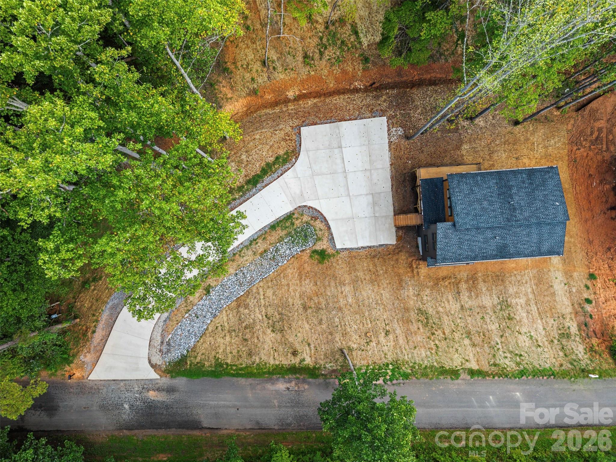 129 Quiet Woods Drive Property Photo 6