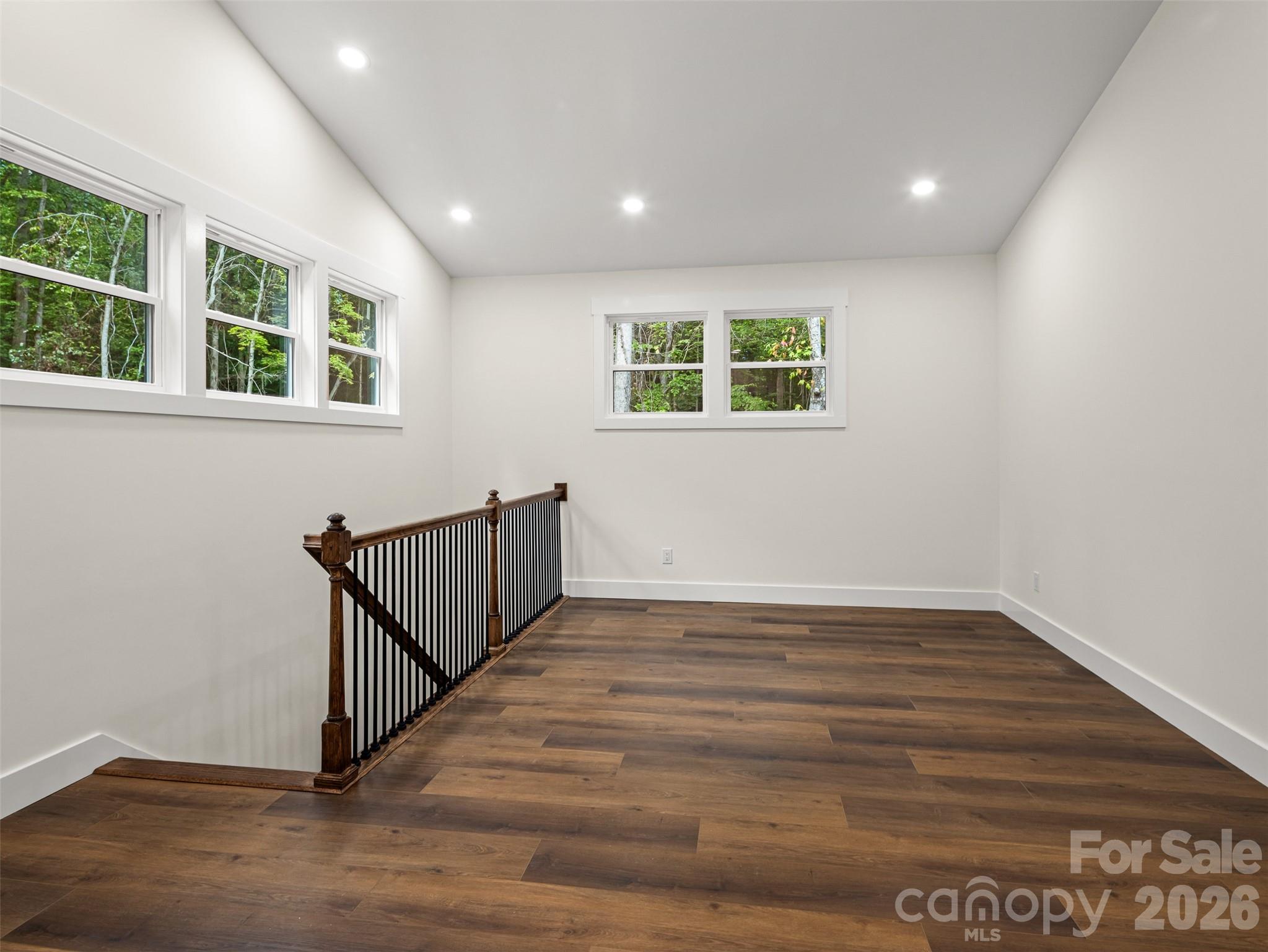 129 Quiet Woods Drive Property Photo 28