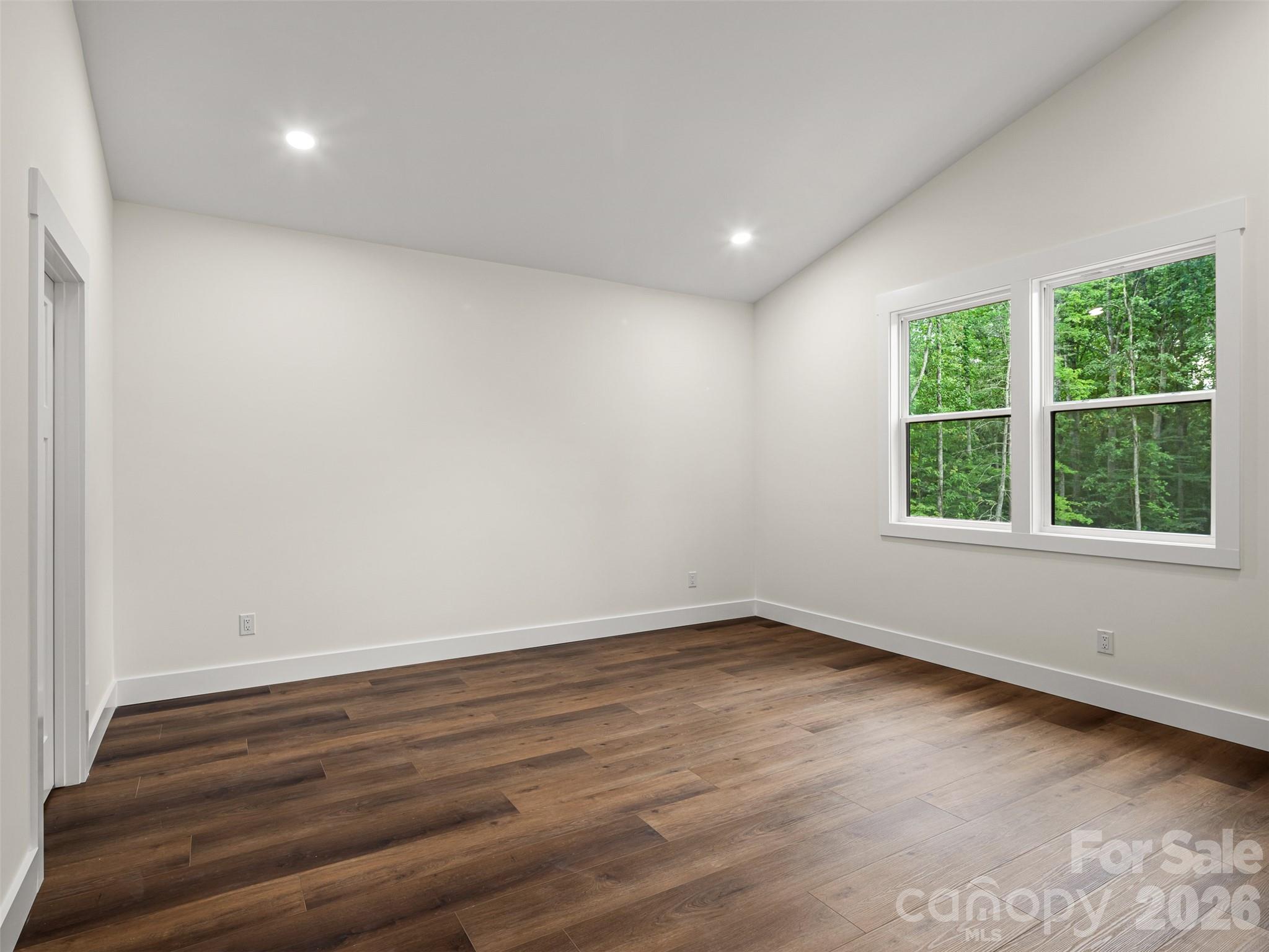 129 Quiet Woods Drive Property Photo 30