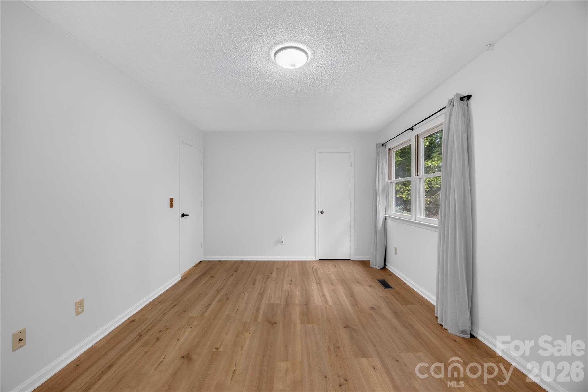 8426 Rust Wood Place Property Photo 15