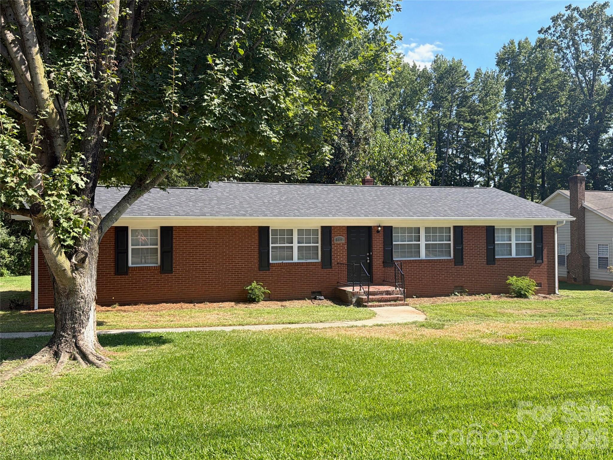 5220 Nevin Road Property Photo 1