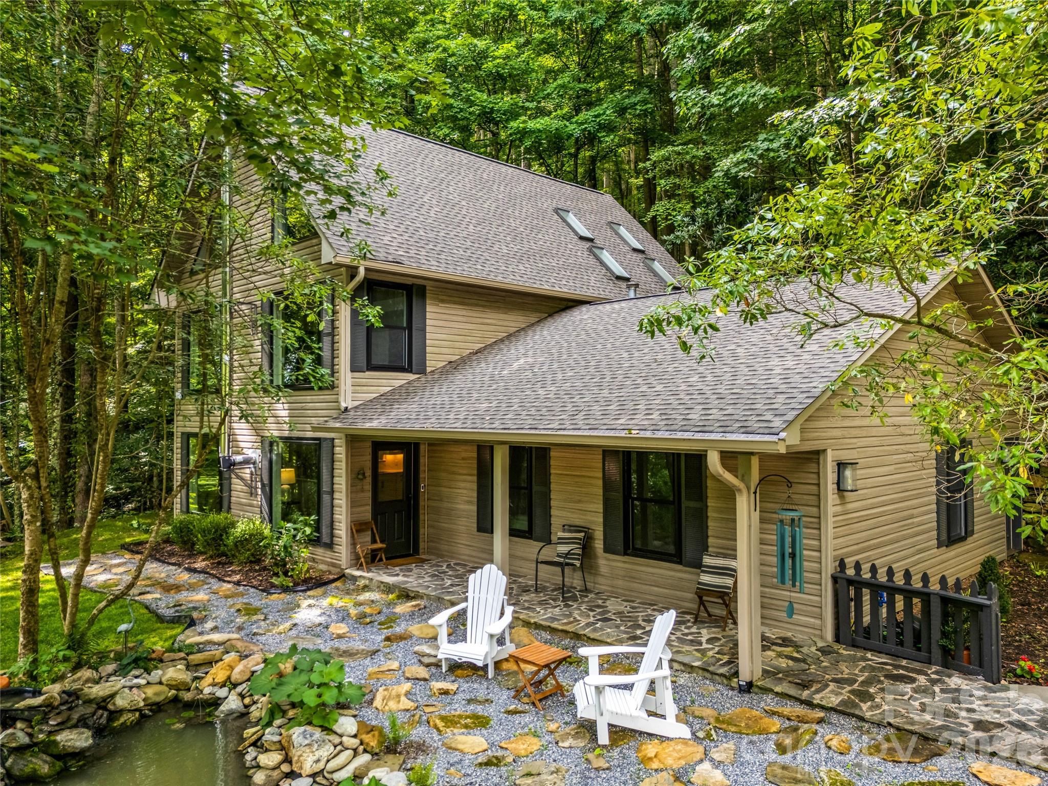 81 Summer Trees Lane Property Photo 11
