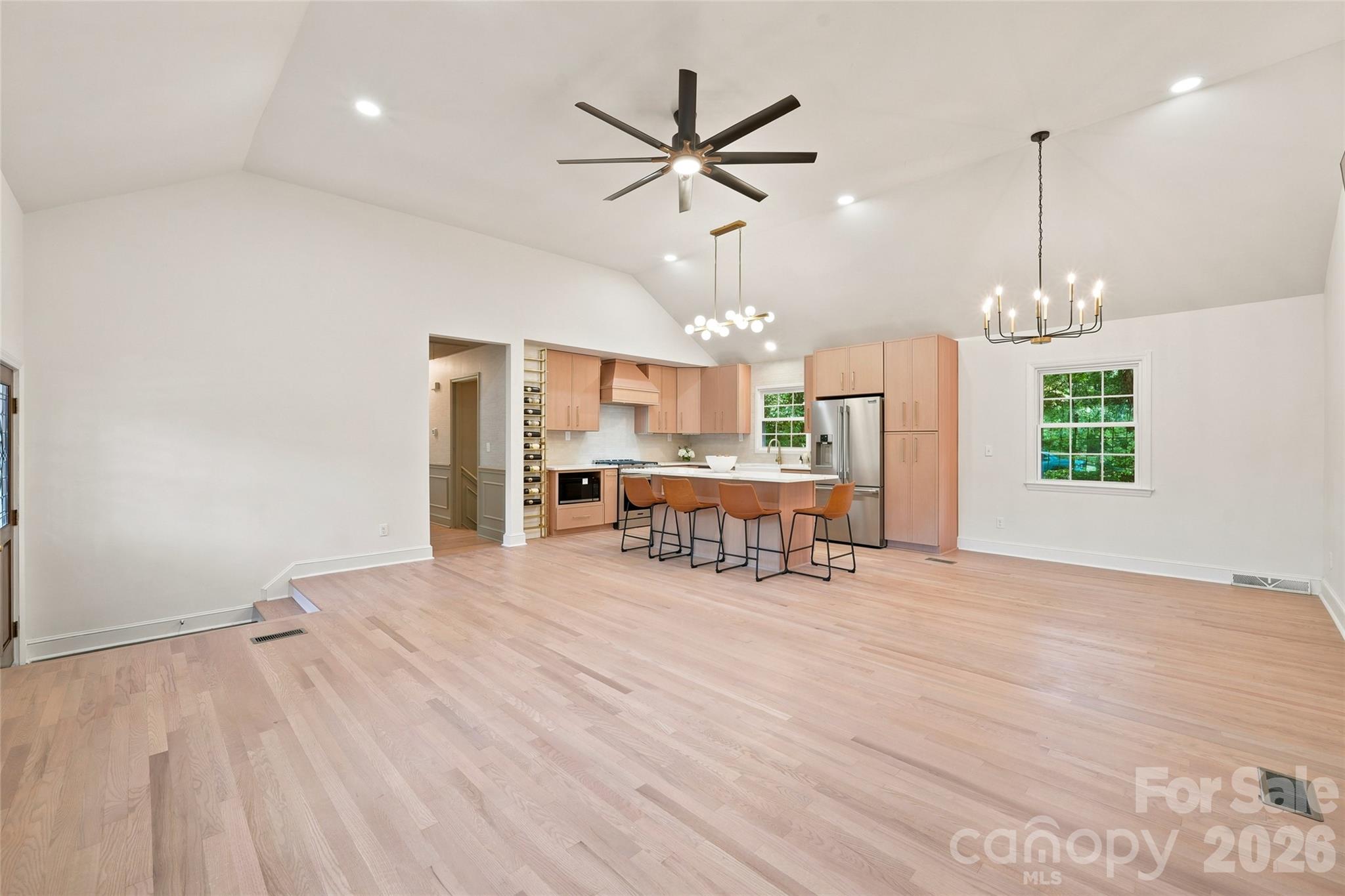 7527 Gayle Avenue Property Photo 15